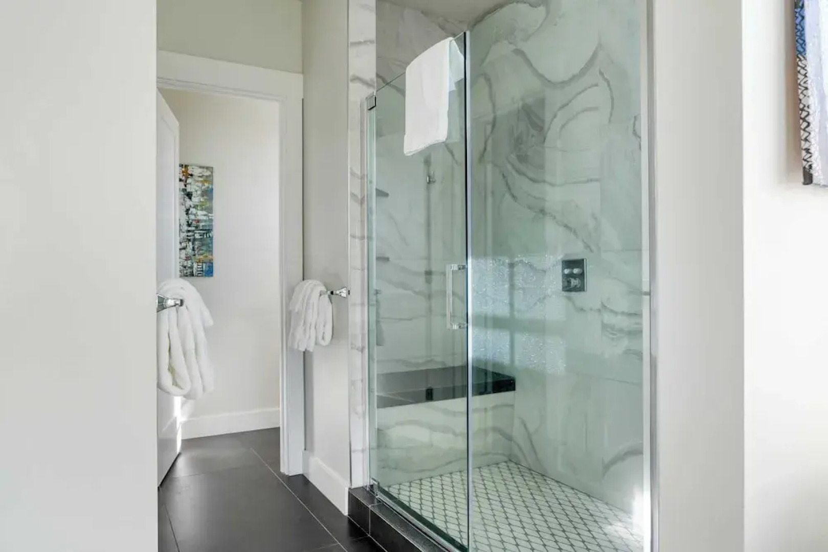 Luxe, Pool, Spa, Fire Pit, Game Room, Piano Sonoma Pool Retreat by Avantstay