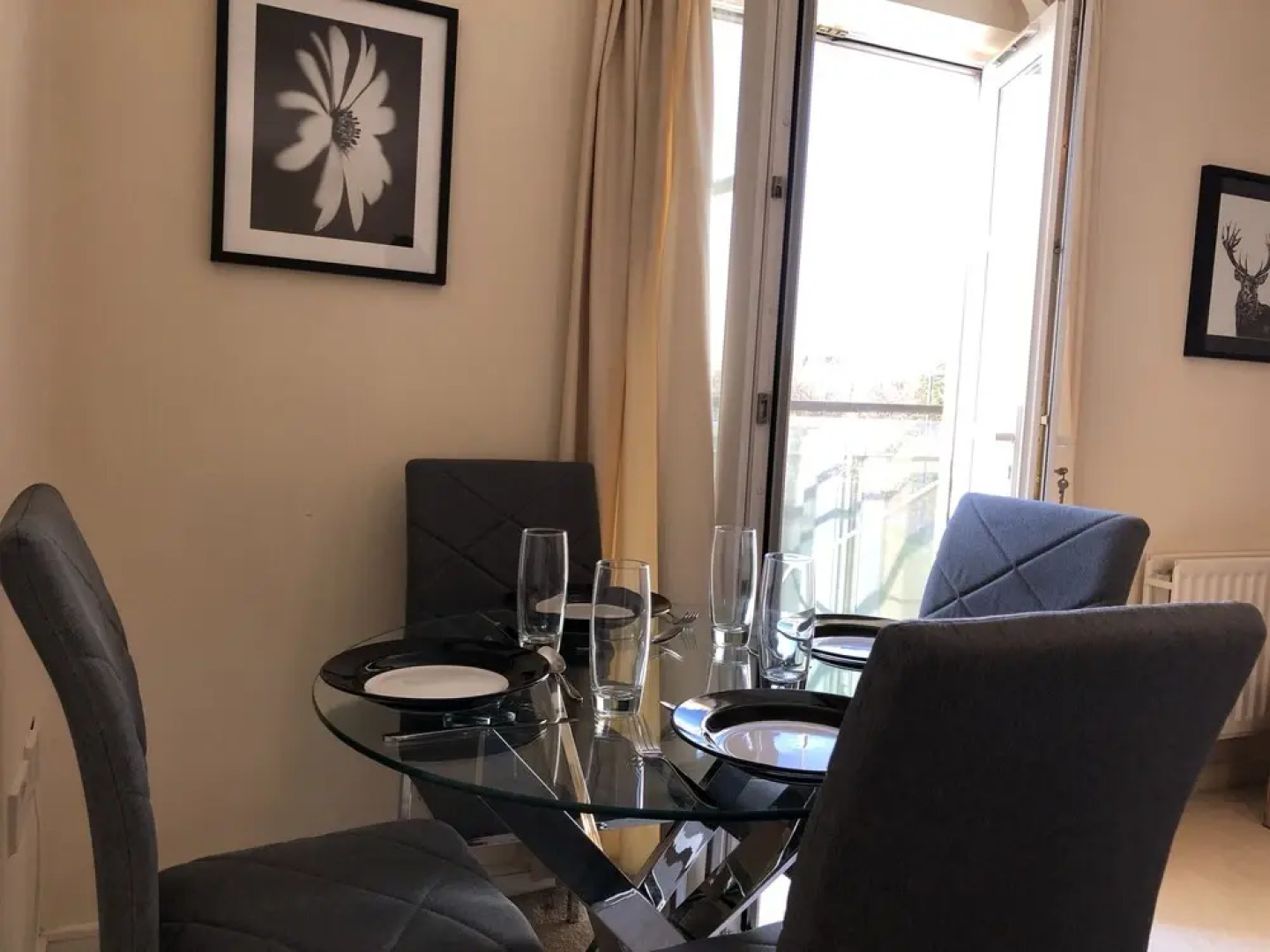 Ebbsfleet/bluewater River View Apartment