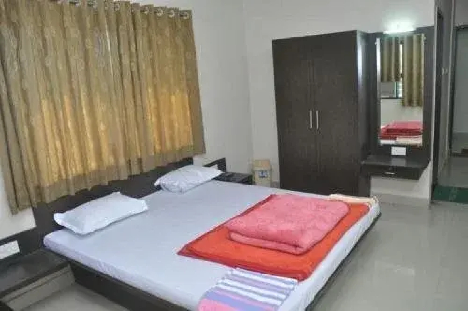 Hotel Shree Gurukrupa