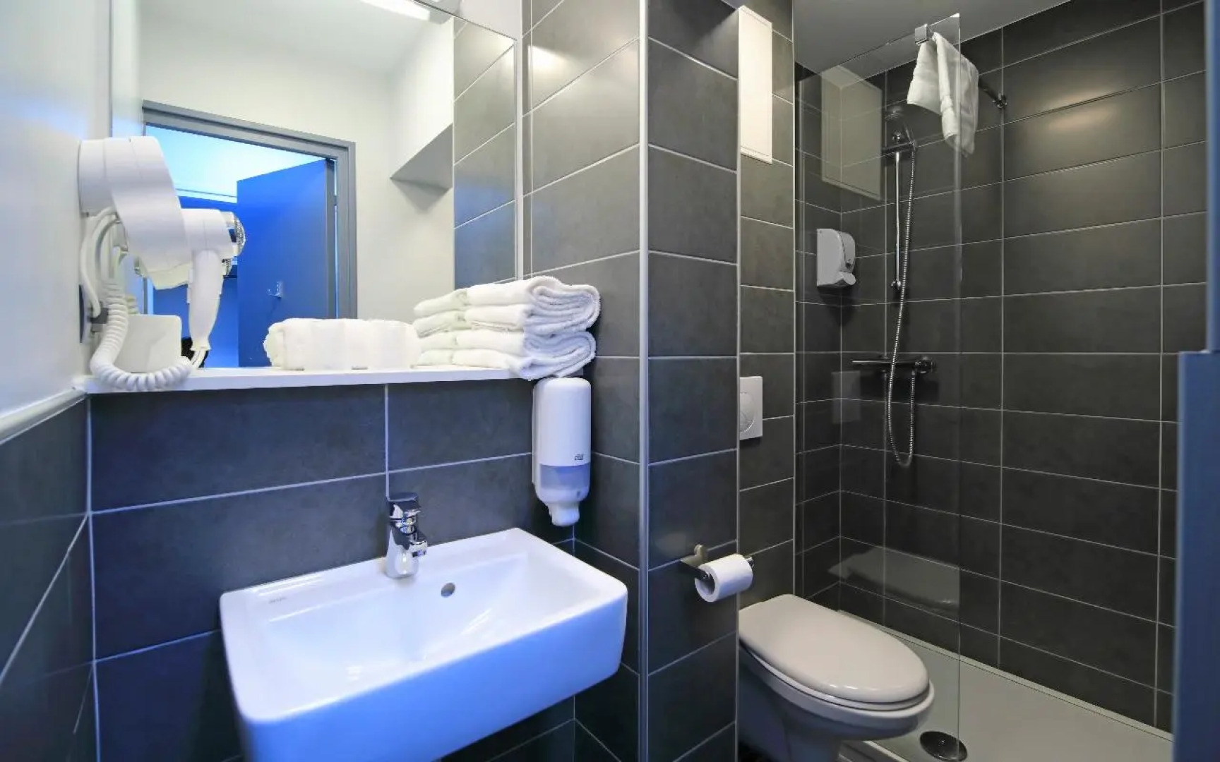 Brit Hotel Le Polder