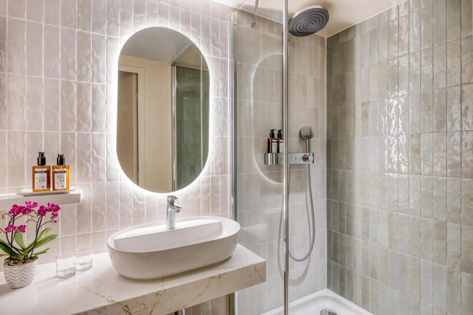 Emirates Grand Hotel