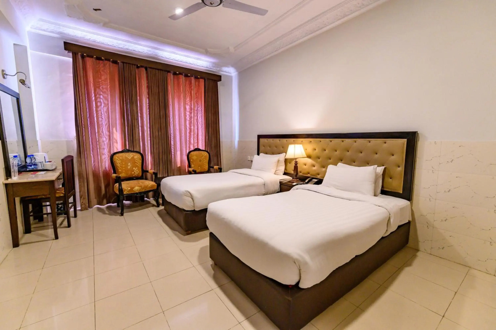 Hotel One Mall Road Murree