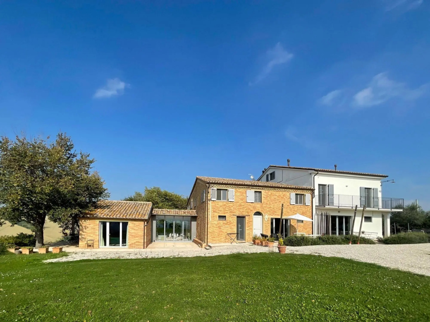 Scenic apartment in Belvedere Ostrense with private pool