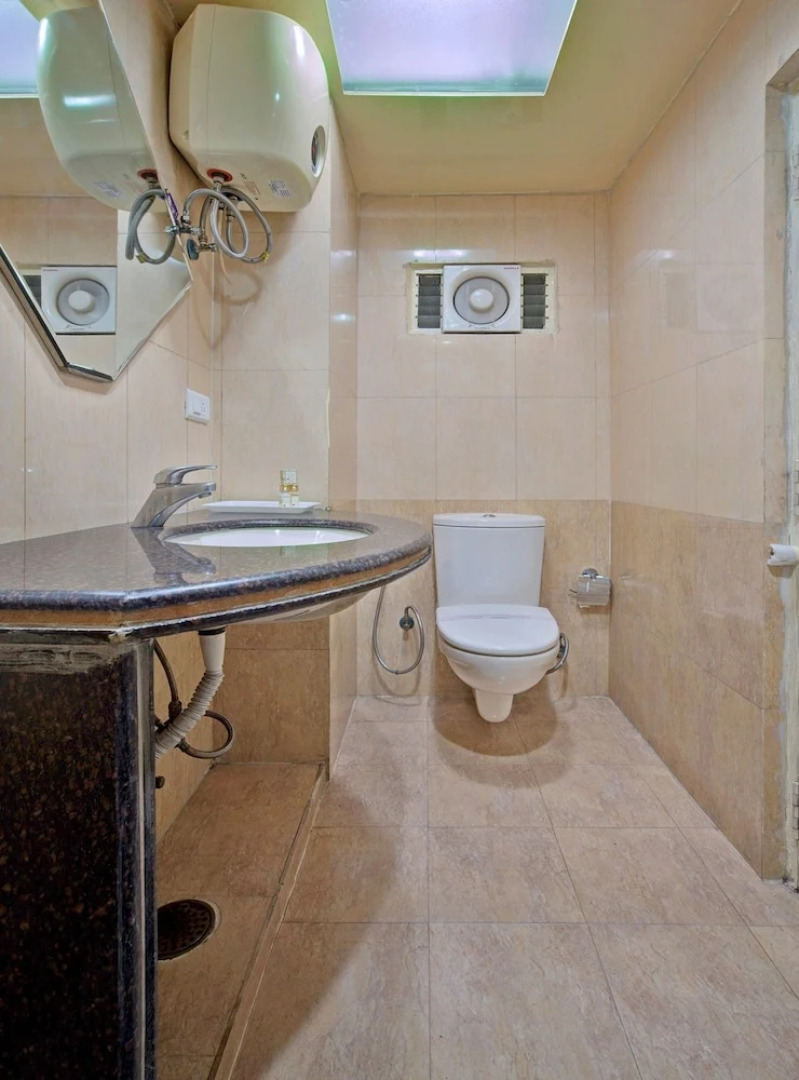 Capital O 1585 Hotel Palash Residency