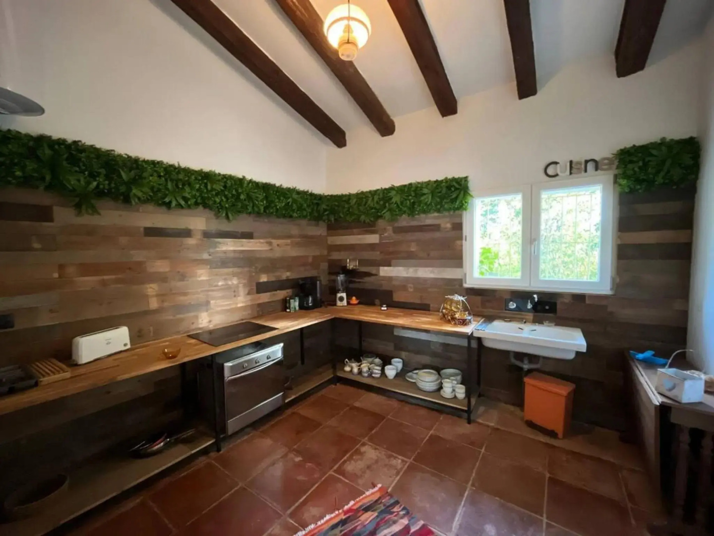 3 bedrooms house with shared pool terrace and wifi at Albinyana