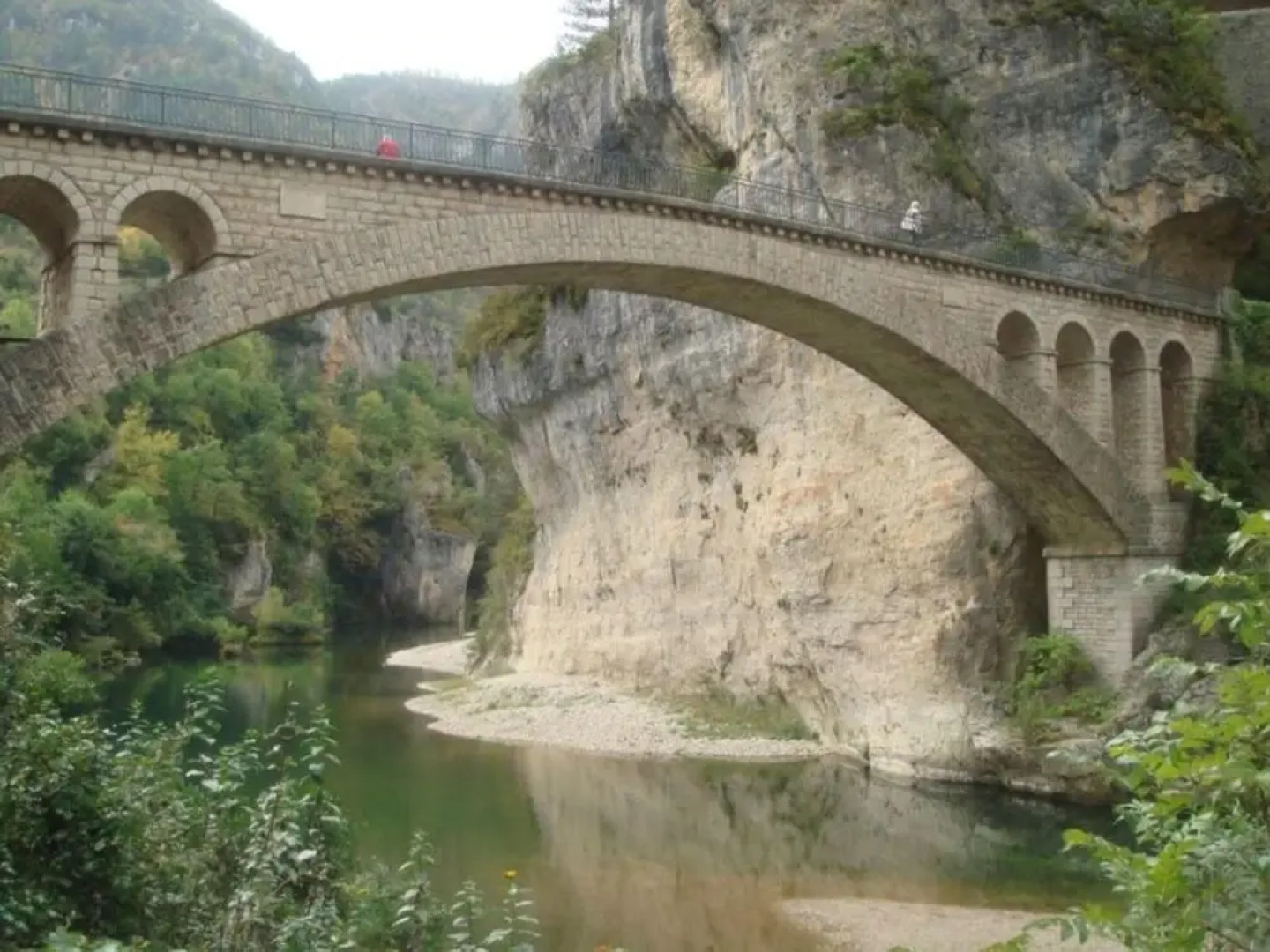 Villa With 4 Bedrooms In Saint-pierre-des-tripiers, With Wonderful Lake View, Private Pool, Furnished Garden - 41 Km From The Slopes