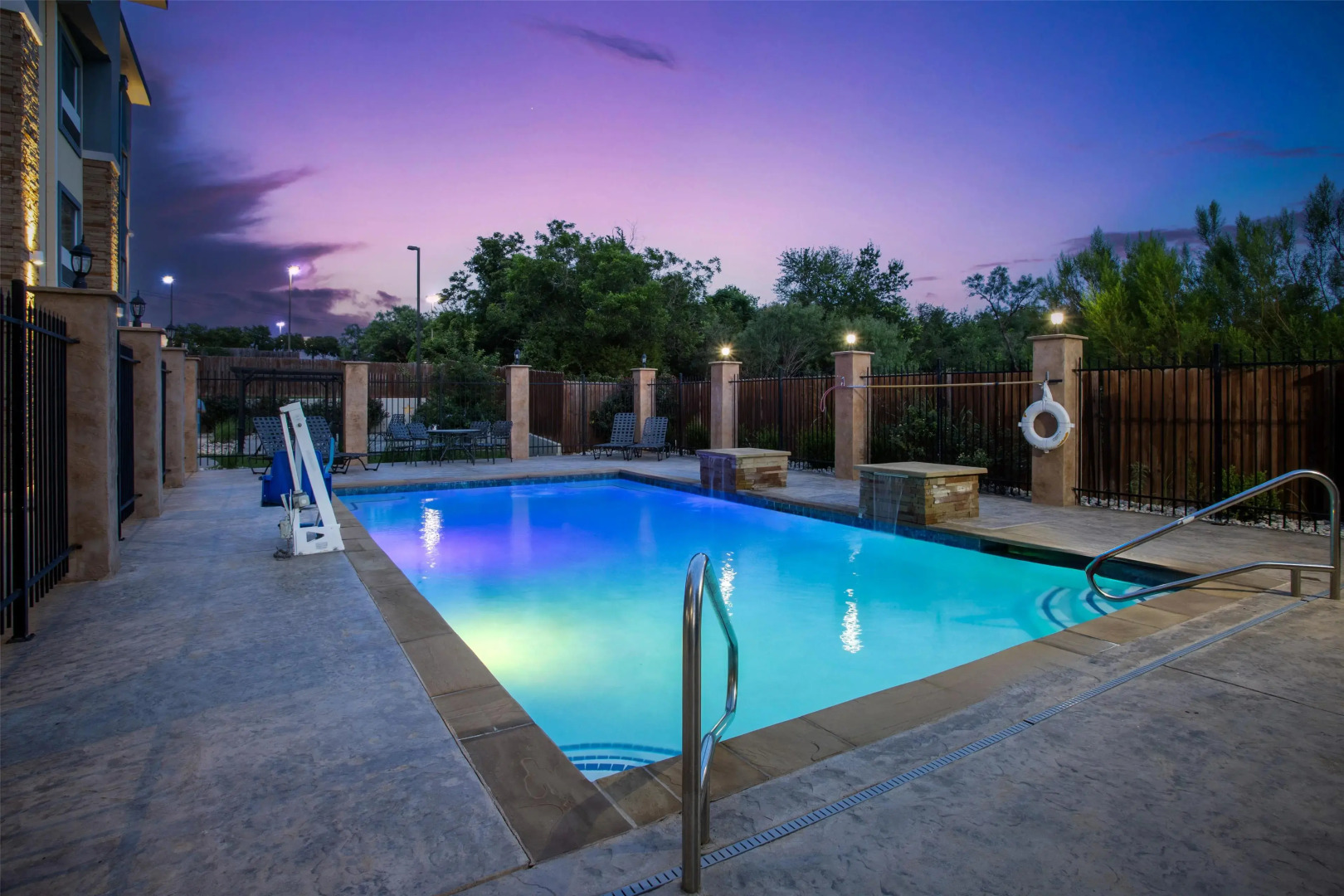 Best Western Plus Lampasas Inn & Suites