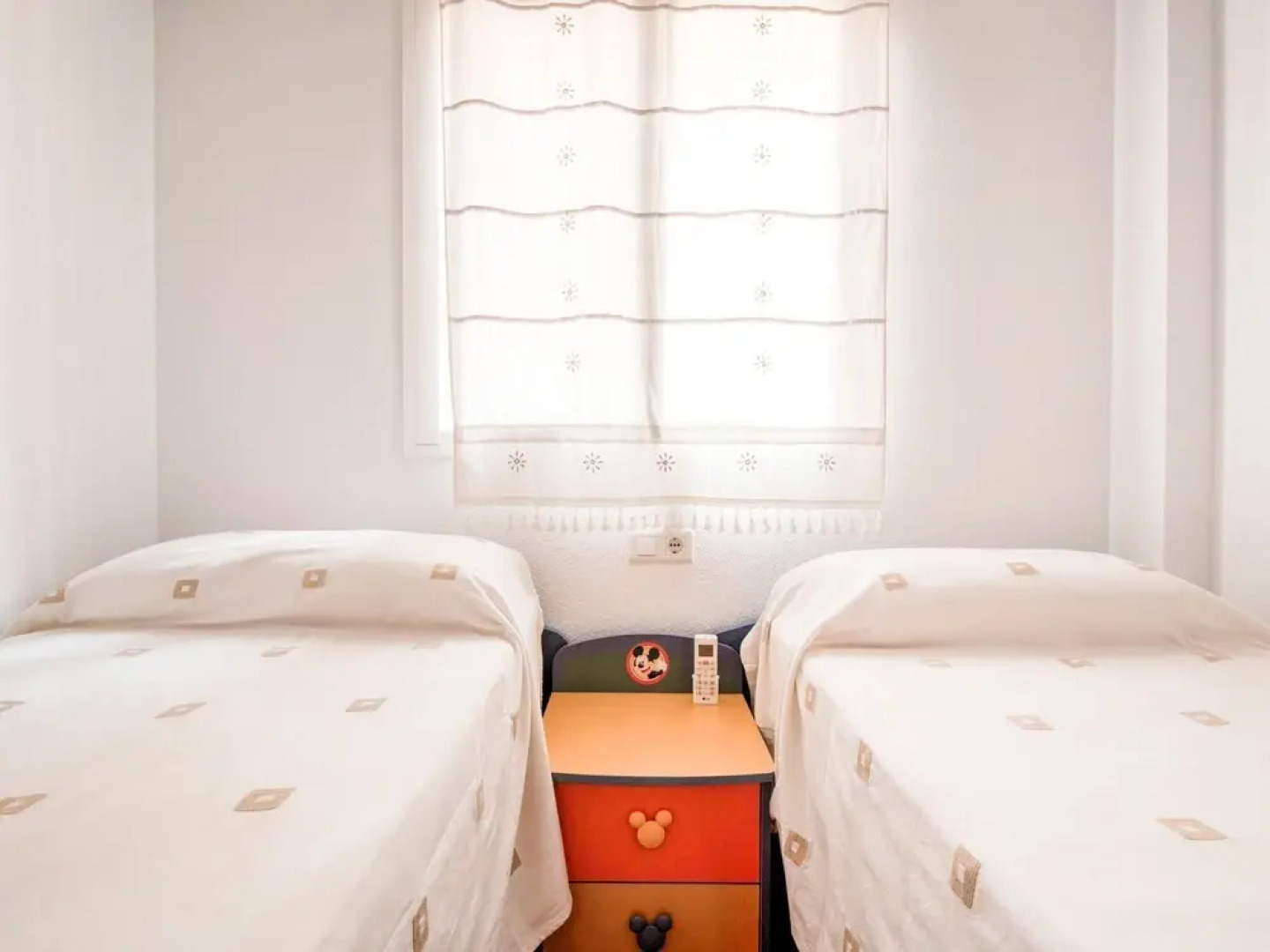 Classy Holiday Home in Isla Cristina With Swimming Pool