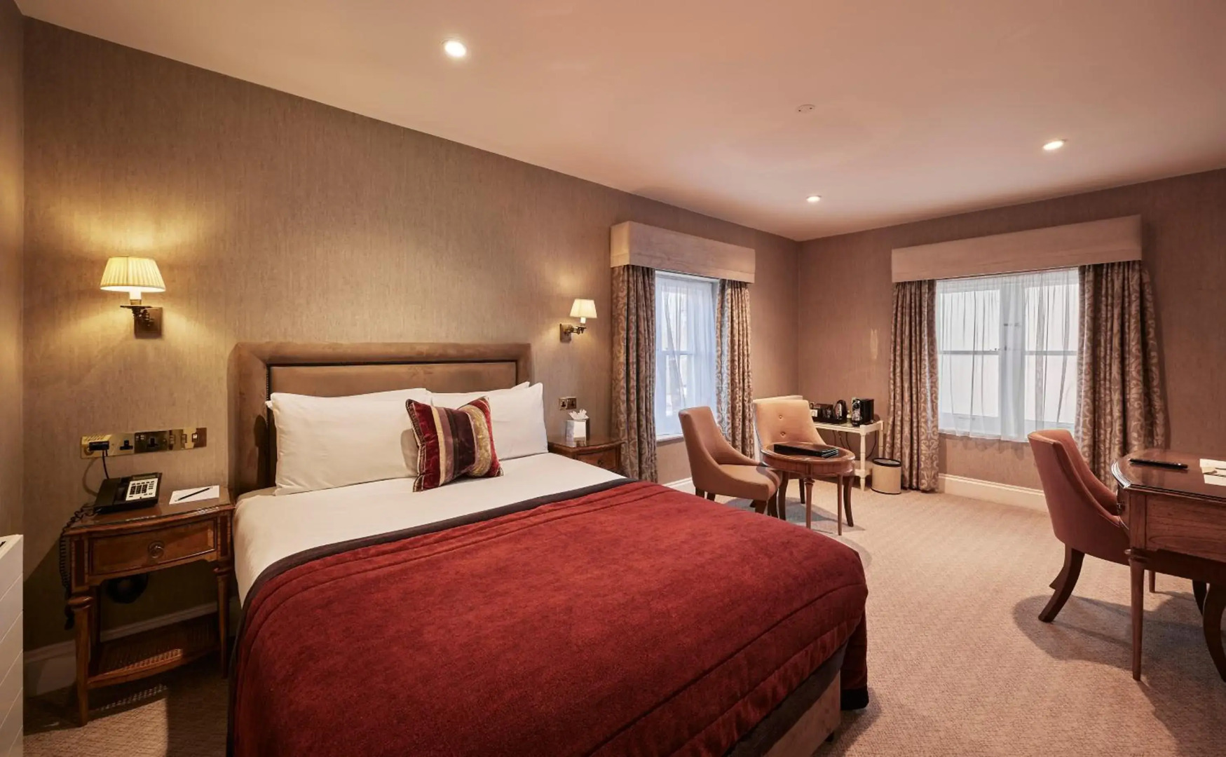 Wivenhoe House Hotel