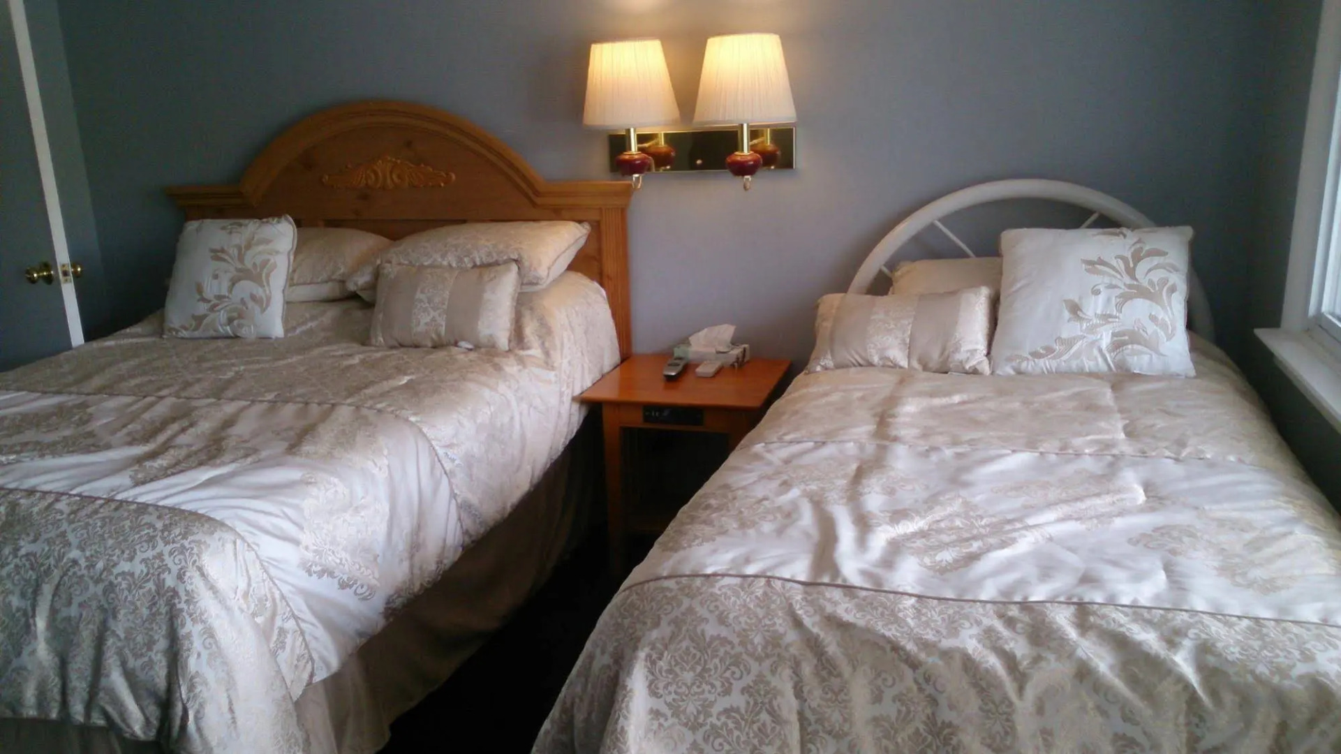 Hitching Post Country Motel