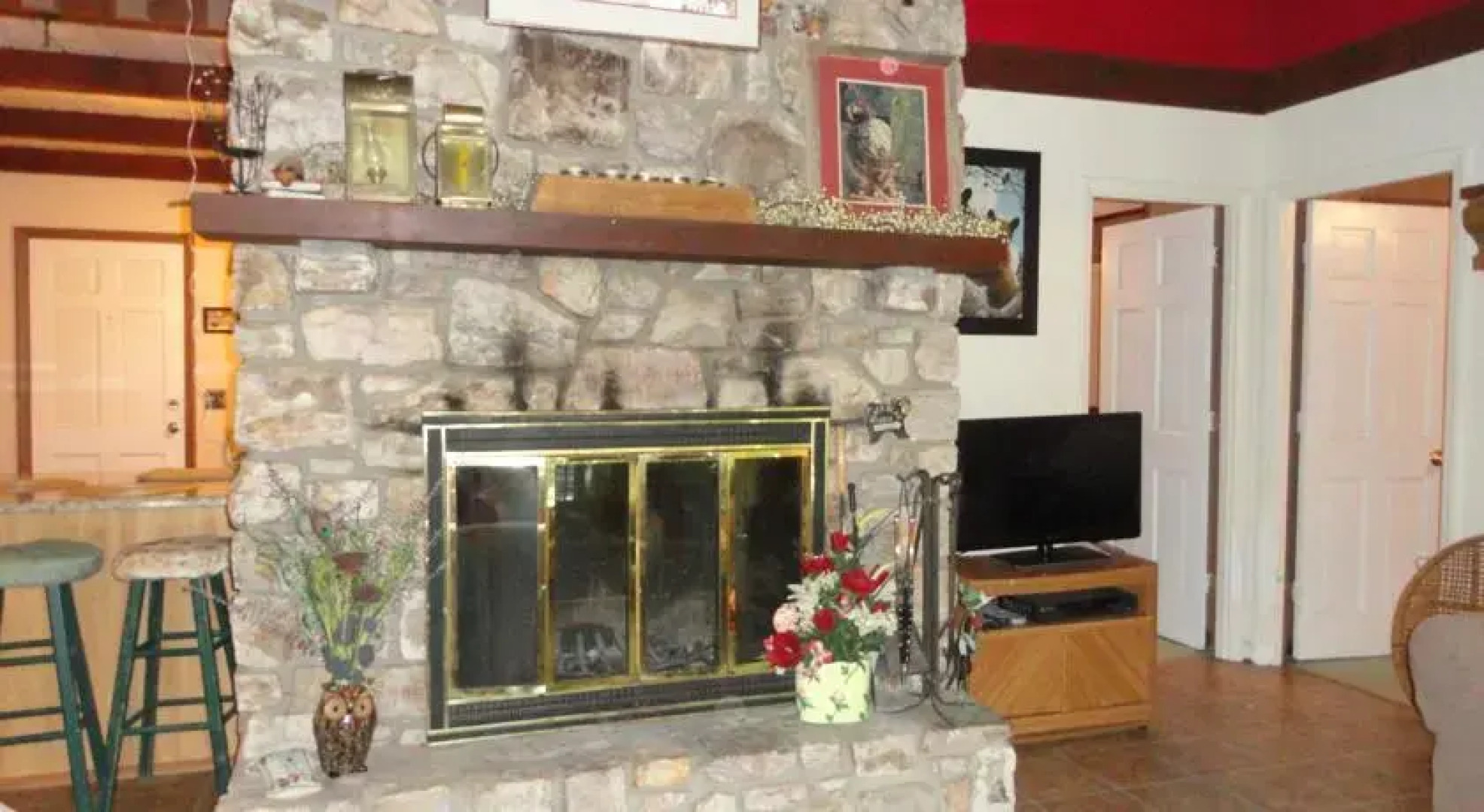 Cobis Cabin By VCI Real Estate Services