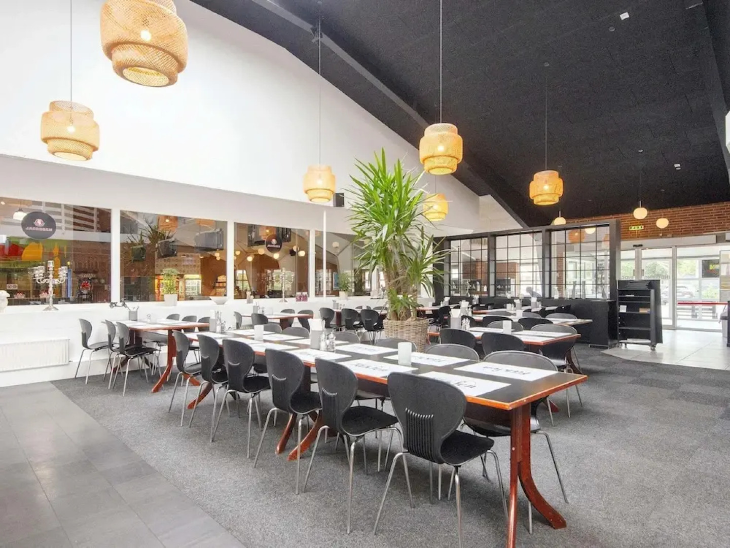 10 Person Holiday Home on a Holiday Park