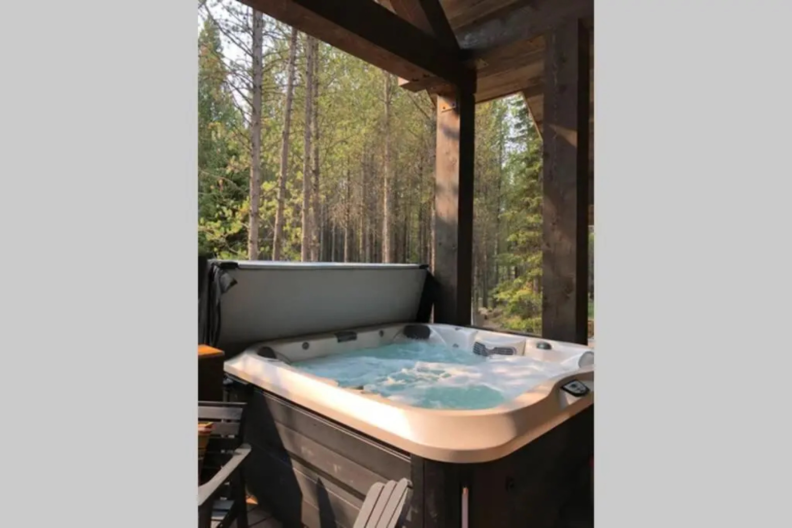 Yellowstone Crossing Lodge