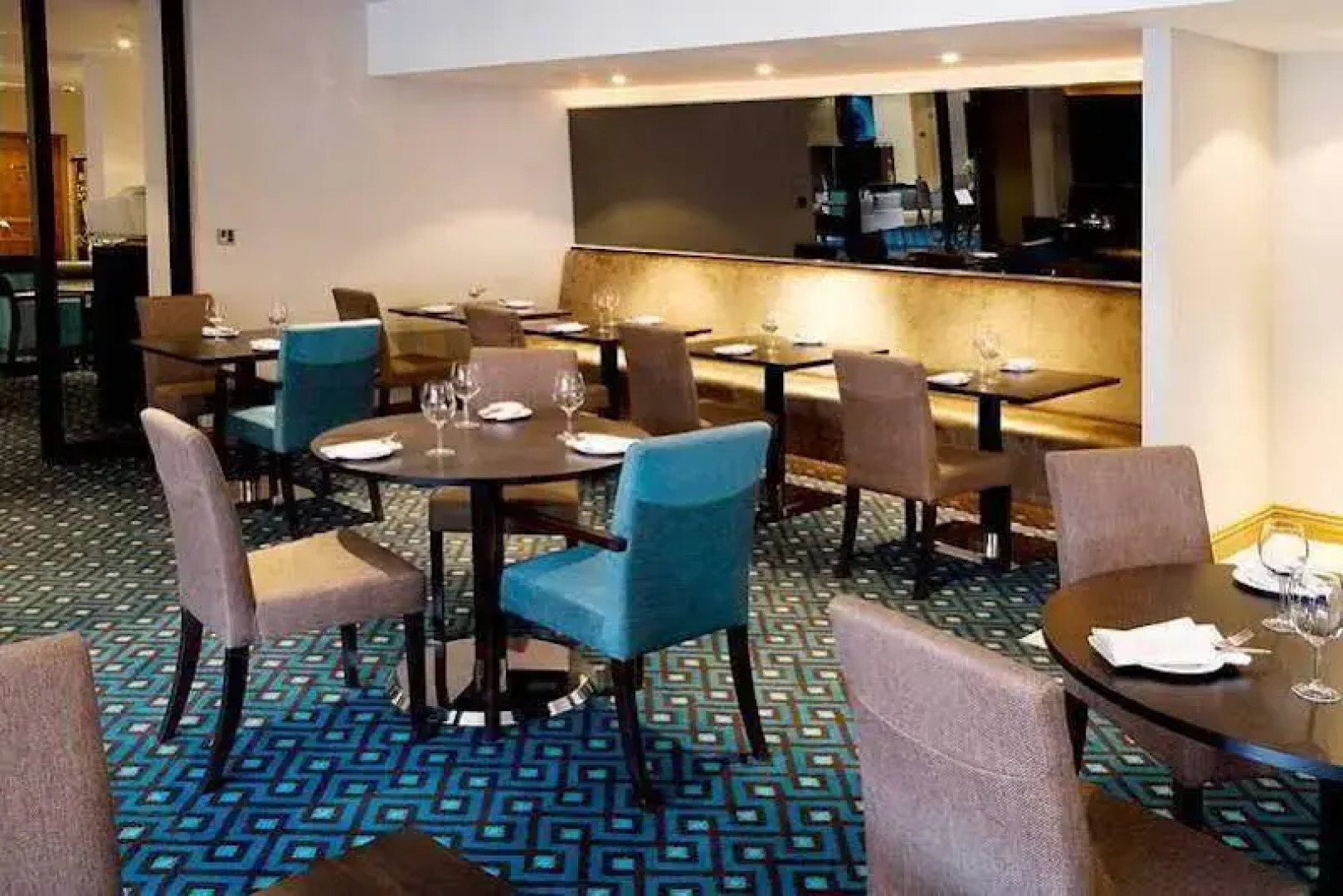 Menzies Hotels London Gatwick - Chequers