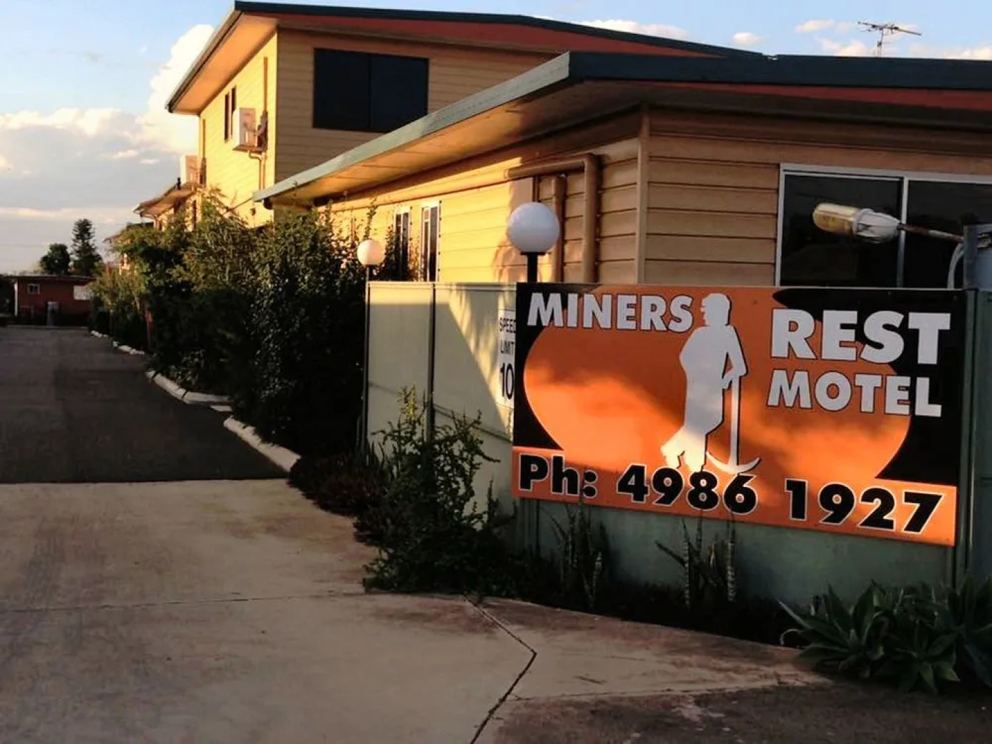 Miners Rest Motel