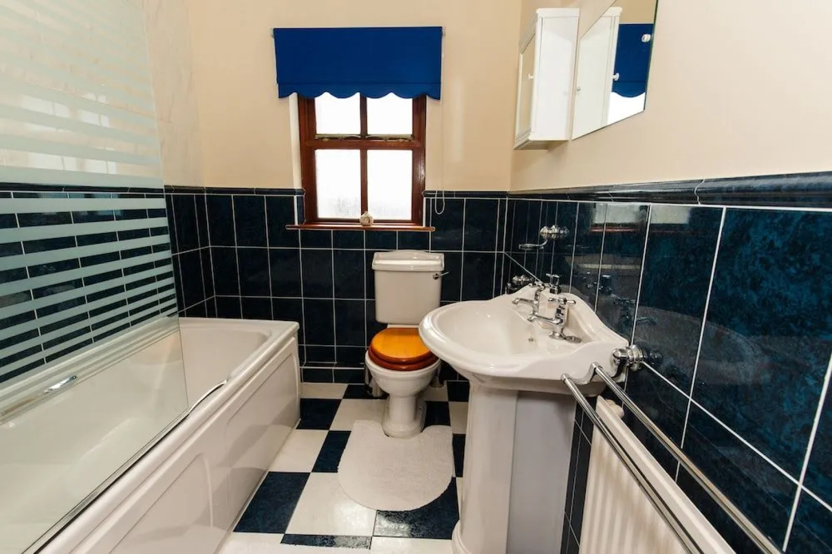 Hill House Bed and breakfast