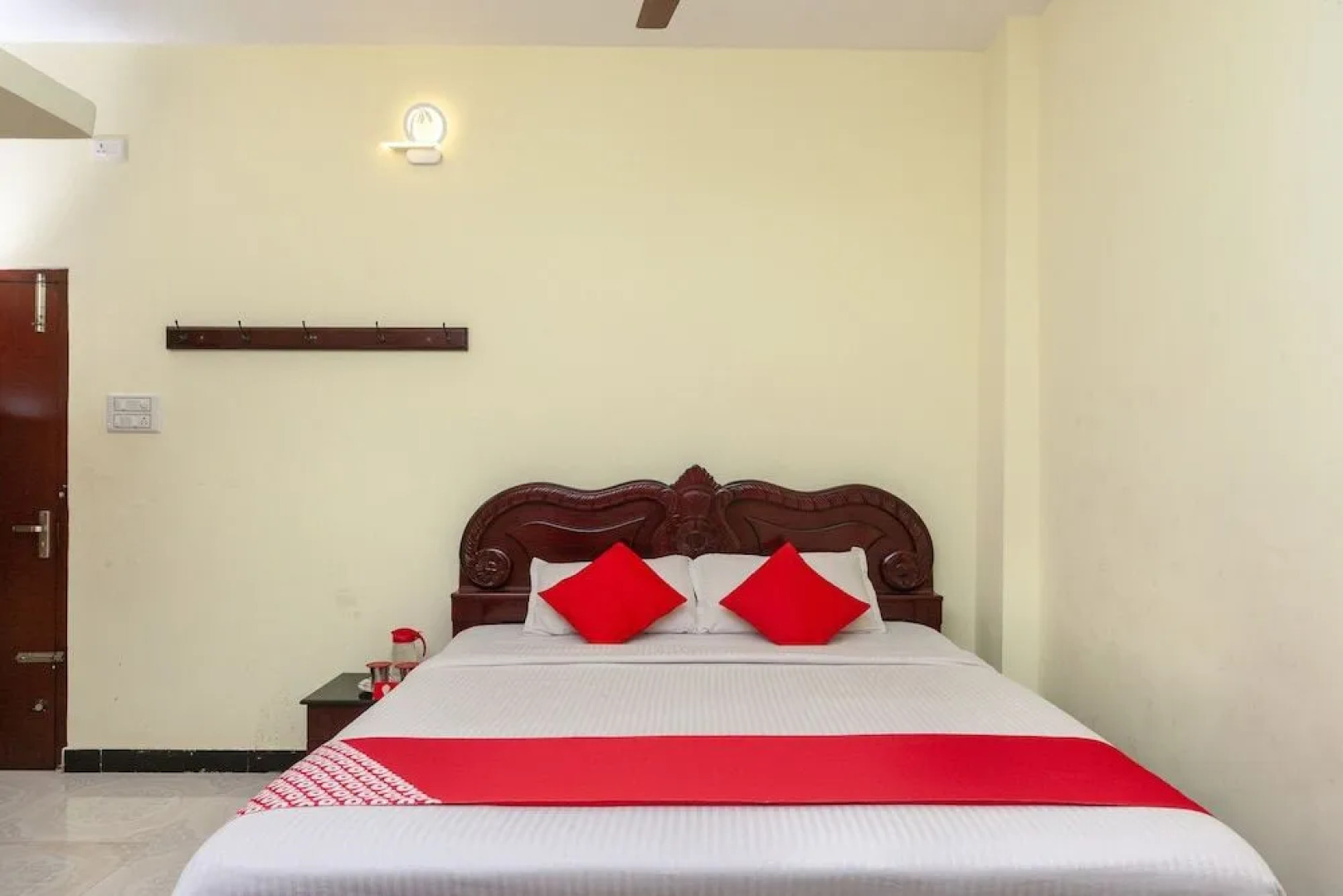 Oyo 15990 Deepam Resort