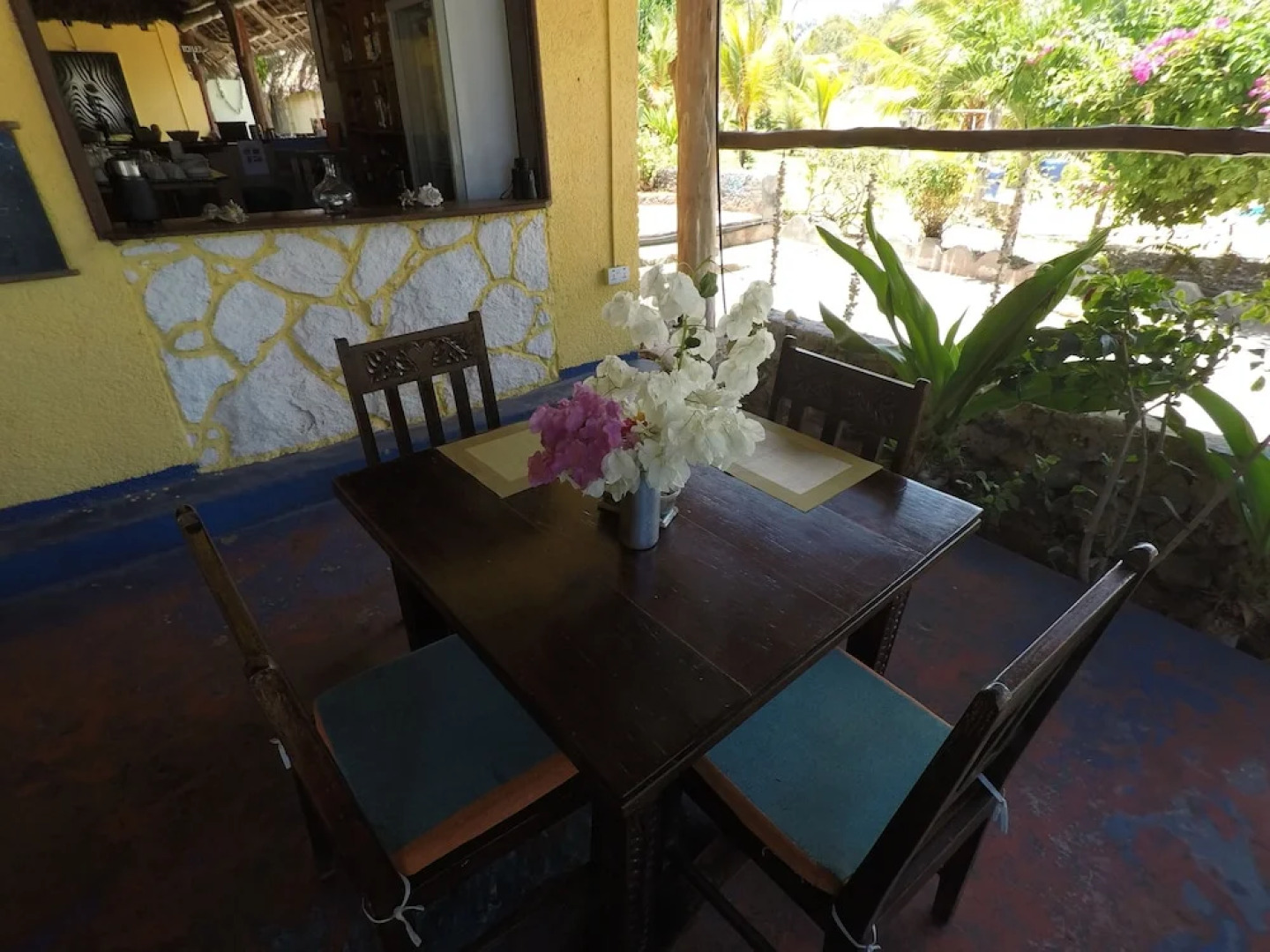 Queen of Sheba Beach Lodge