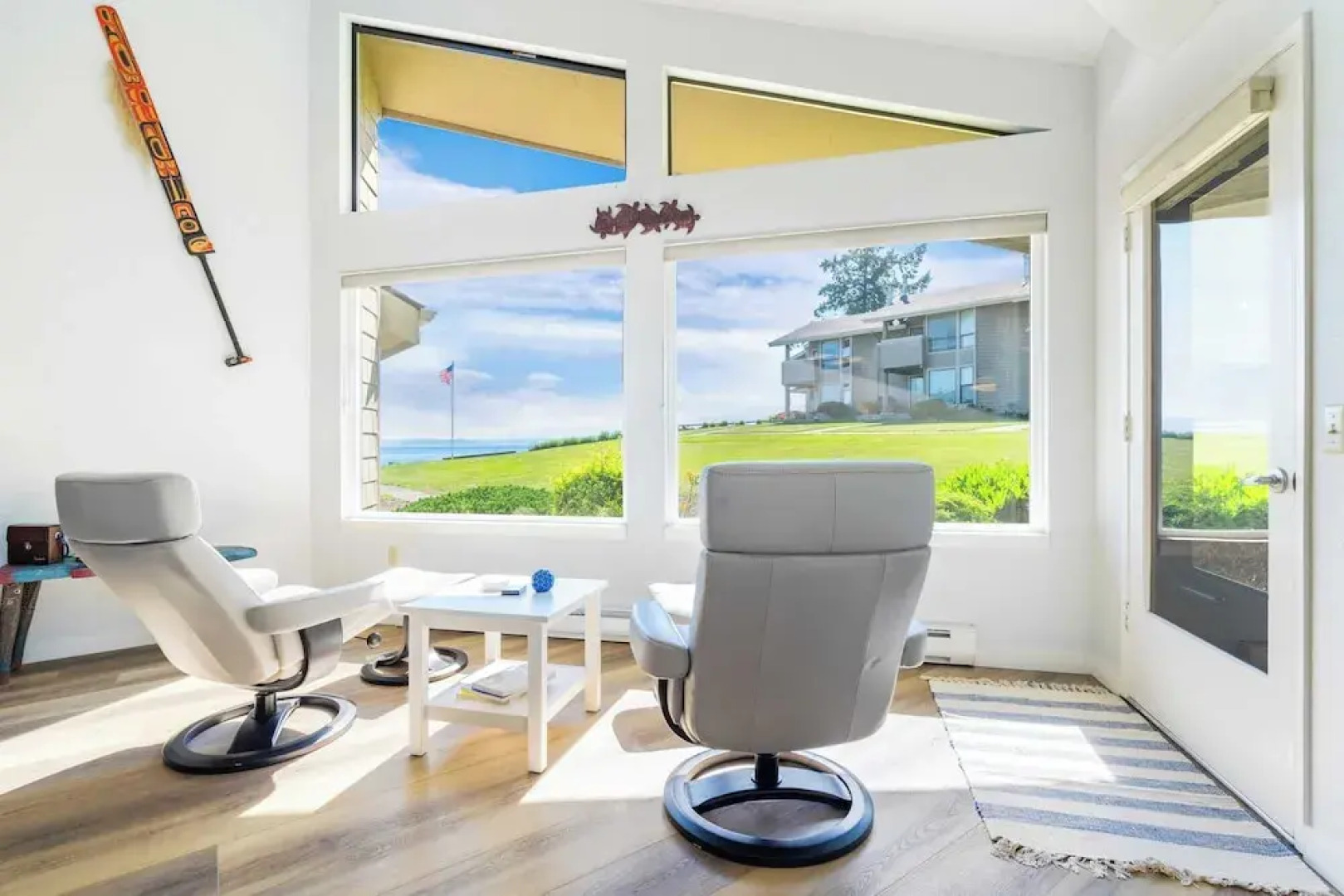 Beachcomber's Bliss by Avantstay Steps to the Beach Ocean Views