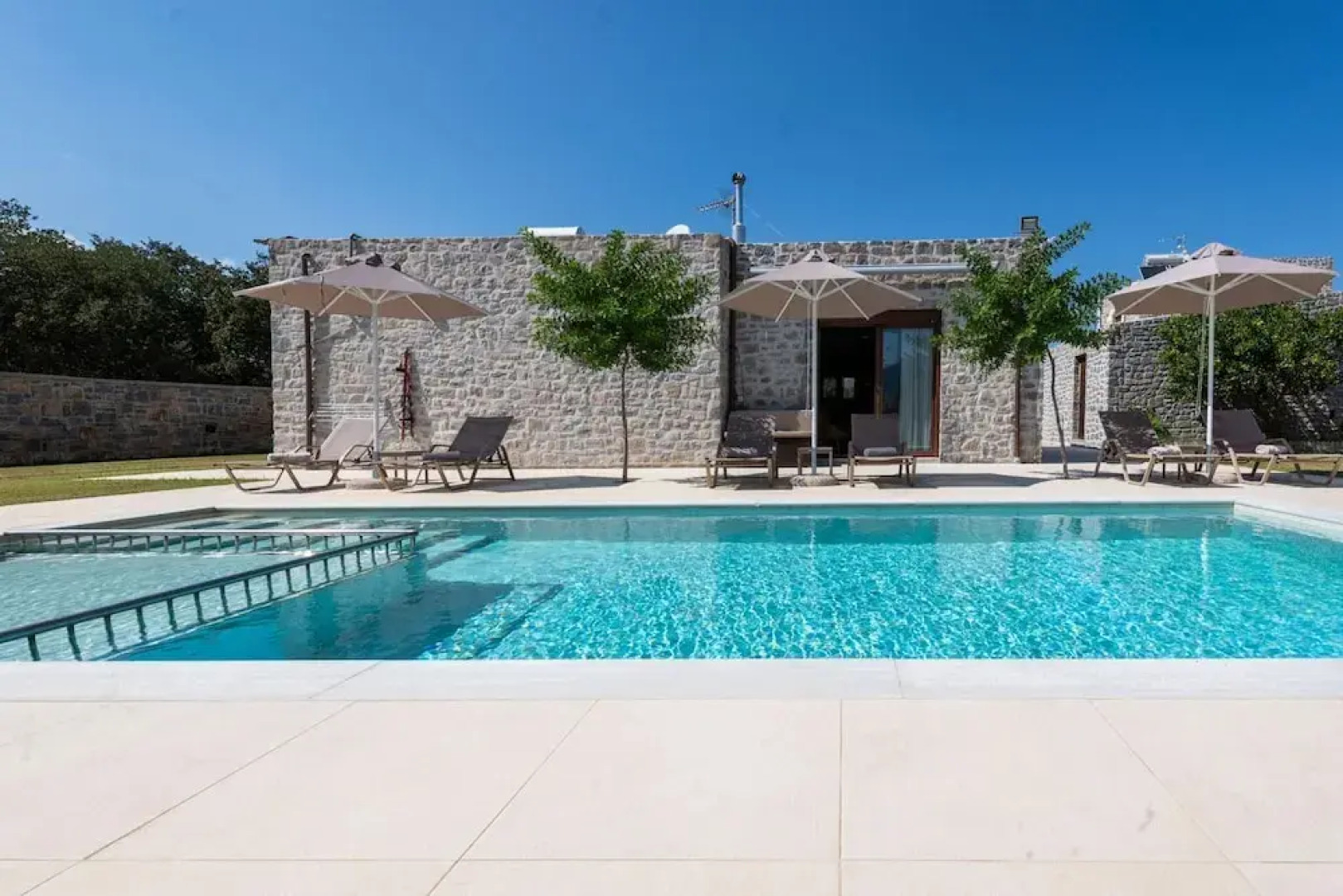 Villa Liatiko With Private Pool