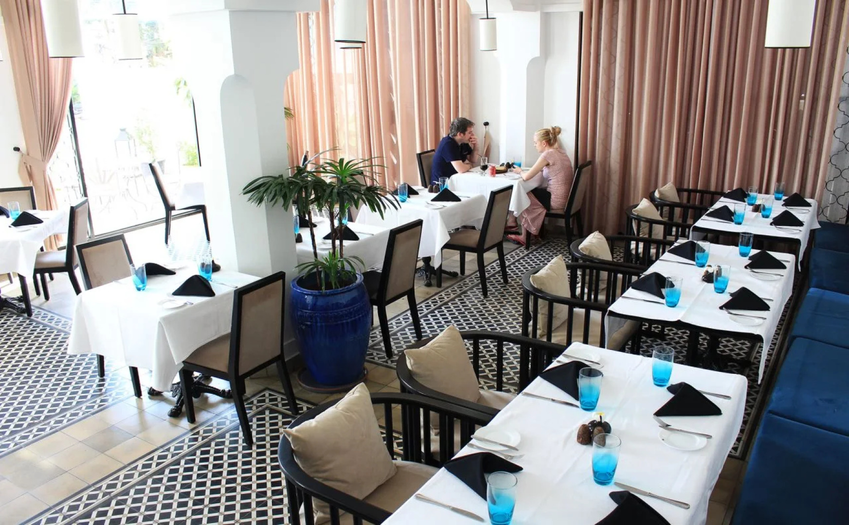 Курортный Oтель Sarai and Wander