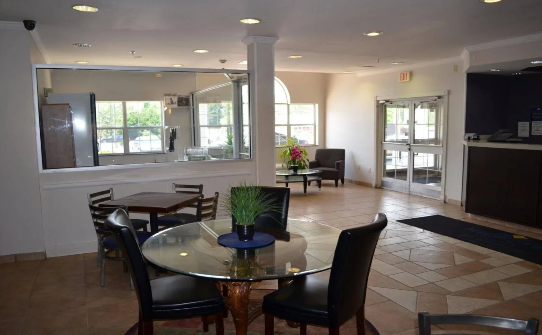 Stay Express Inn & Suites Atlanta