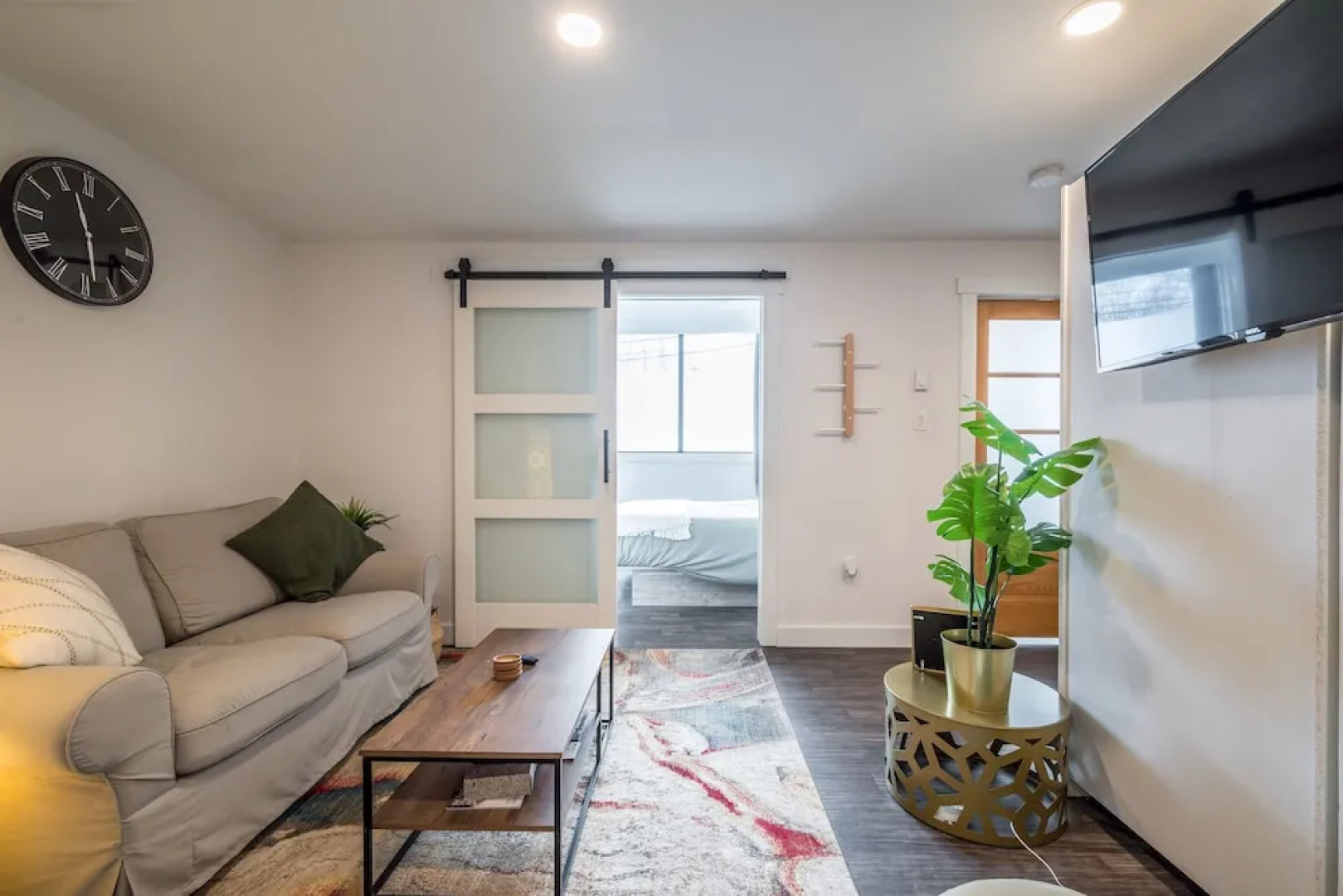 Cozy Fully-Equipped 2 Bedroom Suite