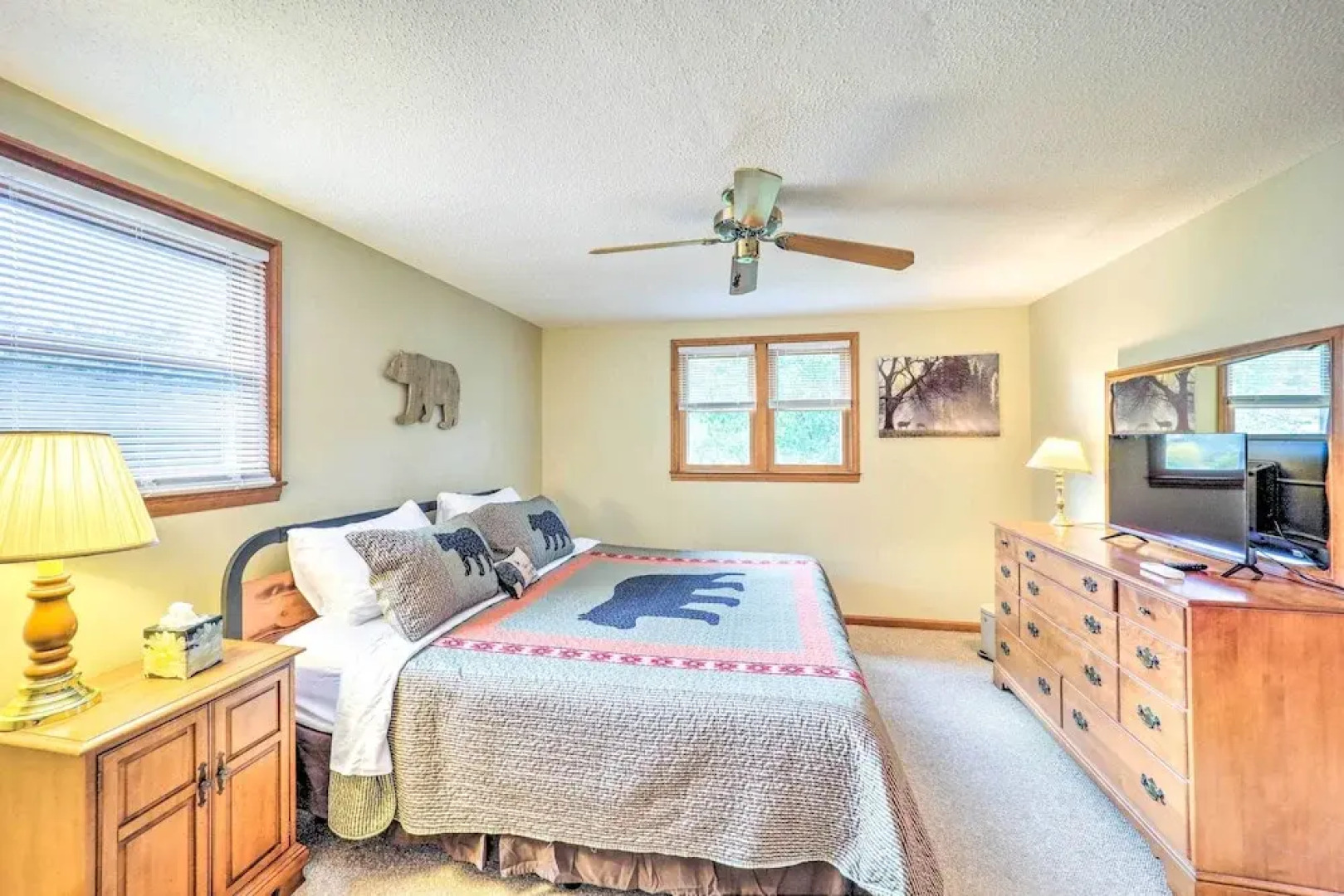 Peaceful Newland Family Cottage w/ 2 Decks!