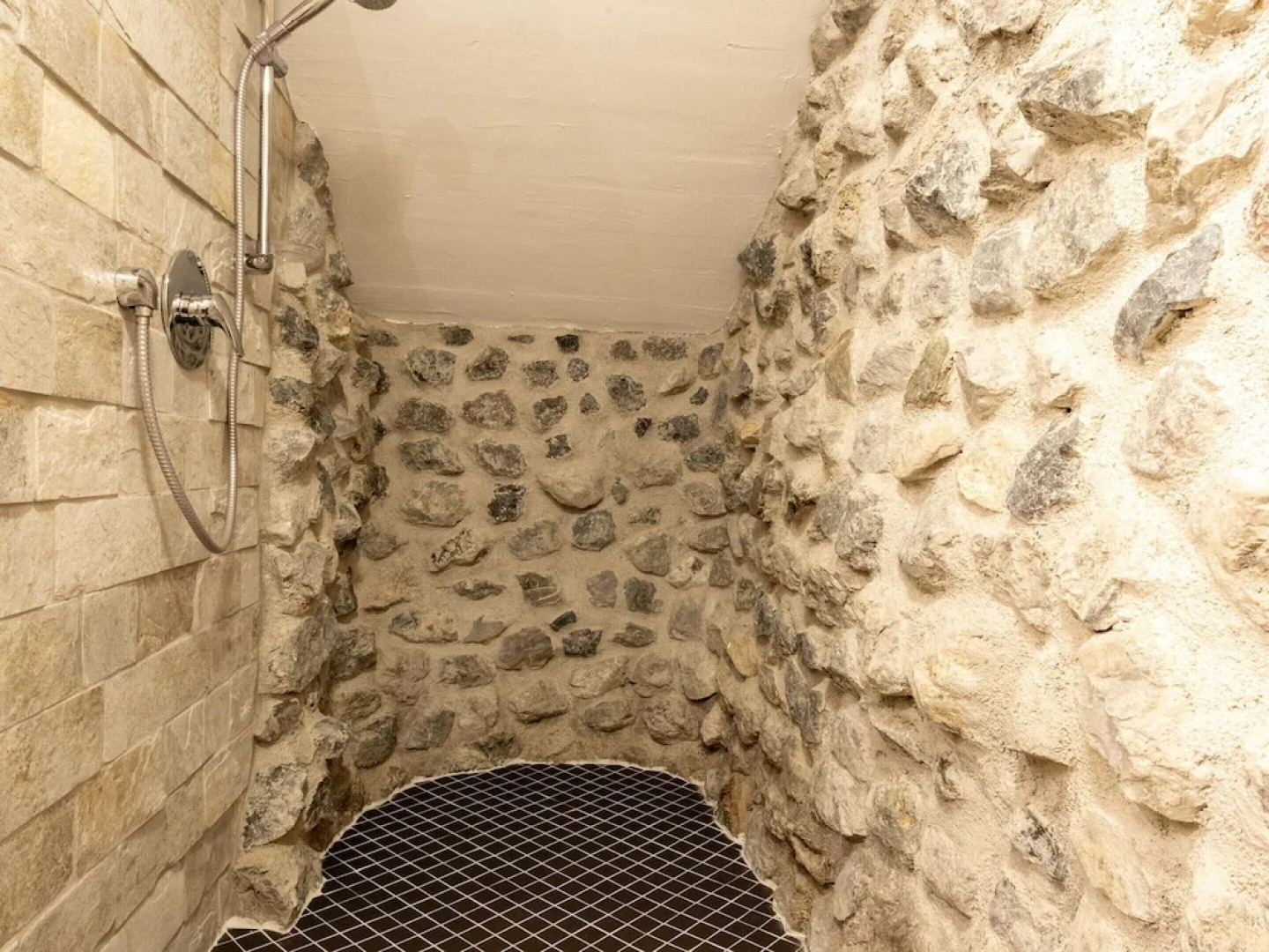 Apartment in Strengen Near Ski Bus