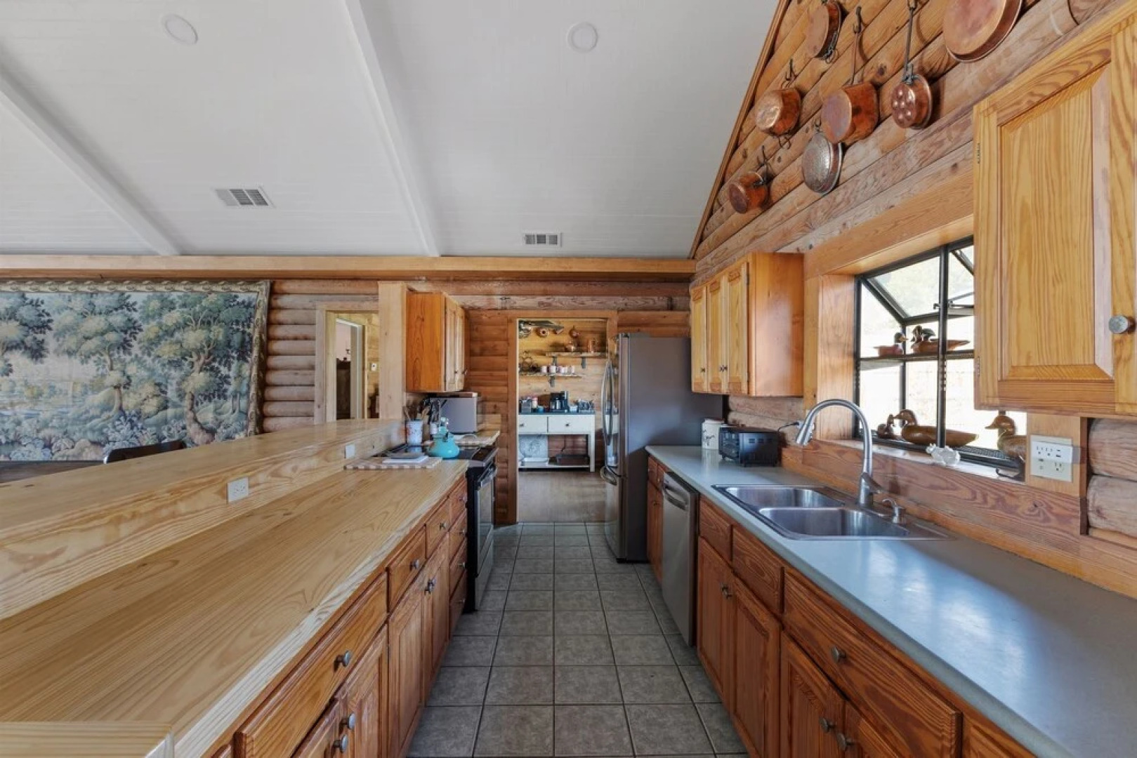 Guadalupe Bluff Log Cabin 4 Bedroom Home by RedAwning