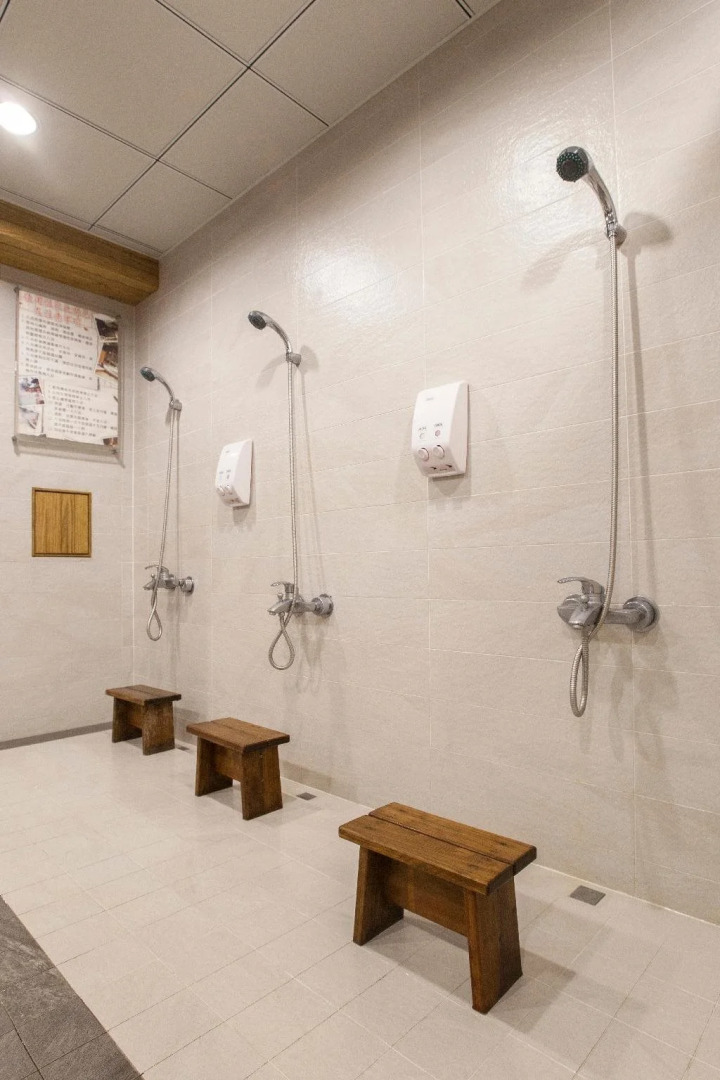 Hua Ge Hot Spring Hotel