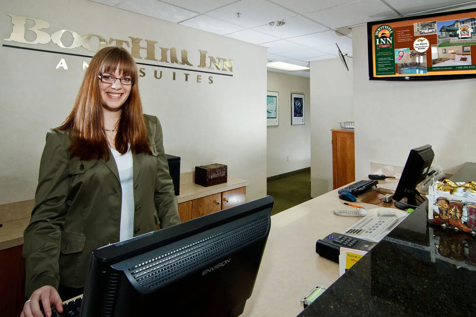 Boothill Inn And Suites