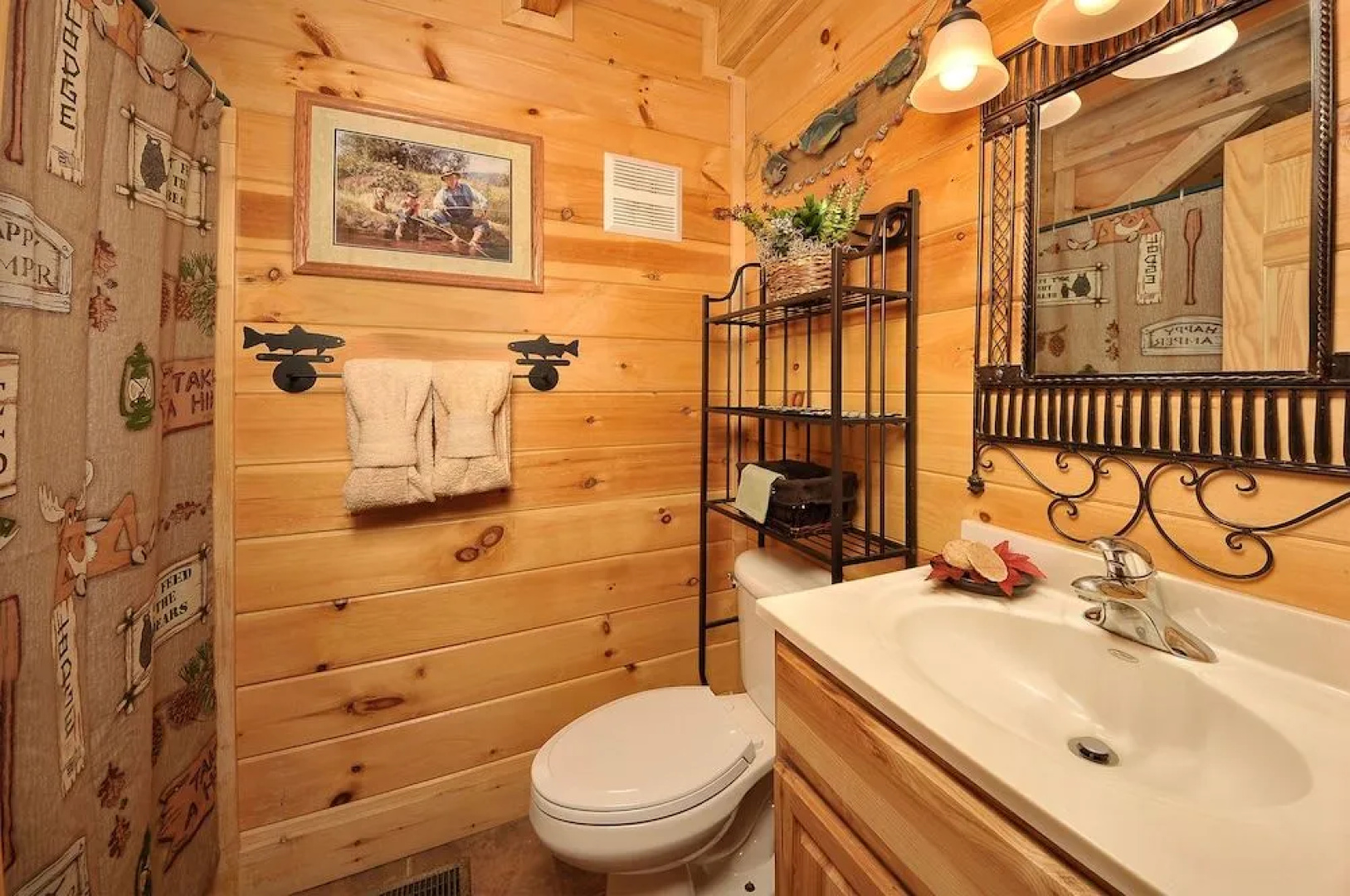 Hakuna Matata - 2 Br cabin by RedAwning