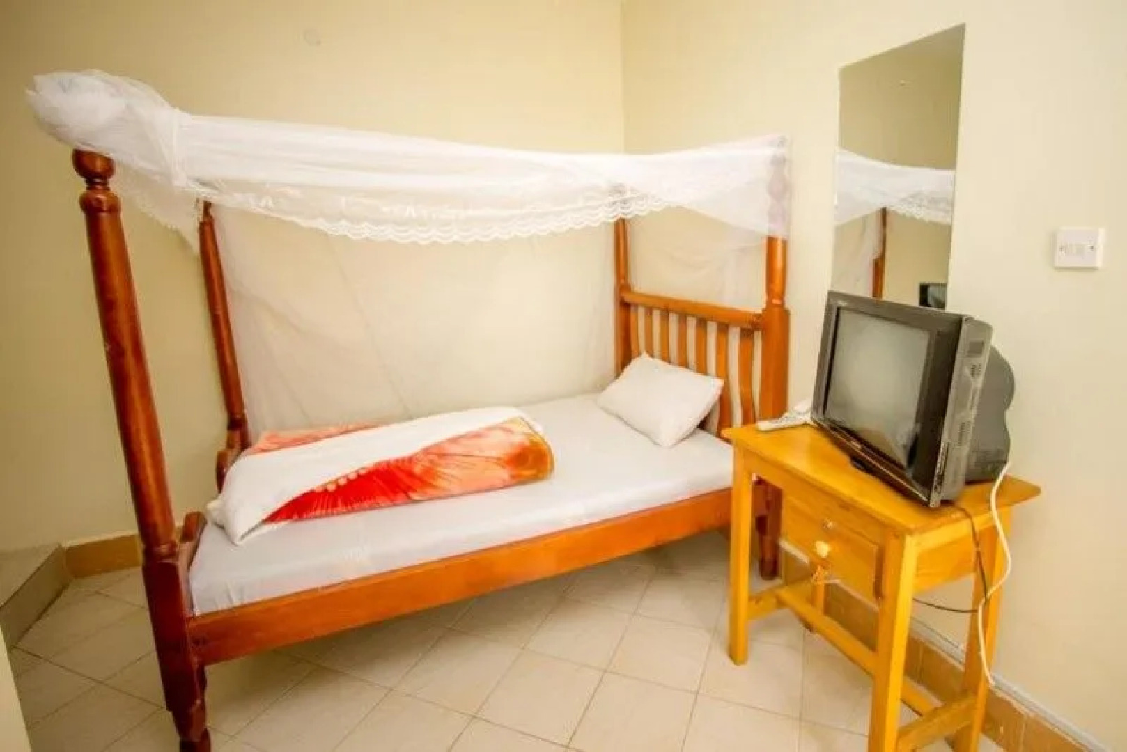 Wamala Lake View Hotel