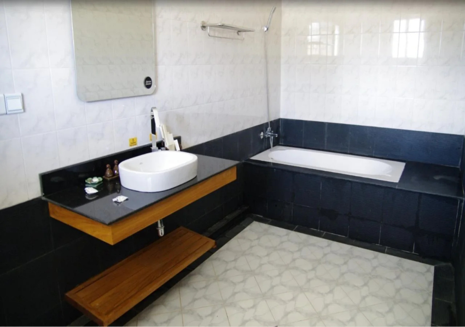 WEStay @ The Grand Nyaung Shwe, Inle Lake