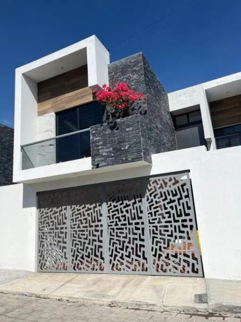 Casa de lujo para 11 personas, con alberca céntrica, pet friendly, con estacionamiento CASA LEYRE