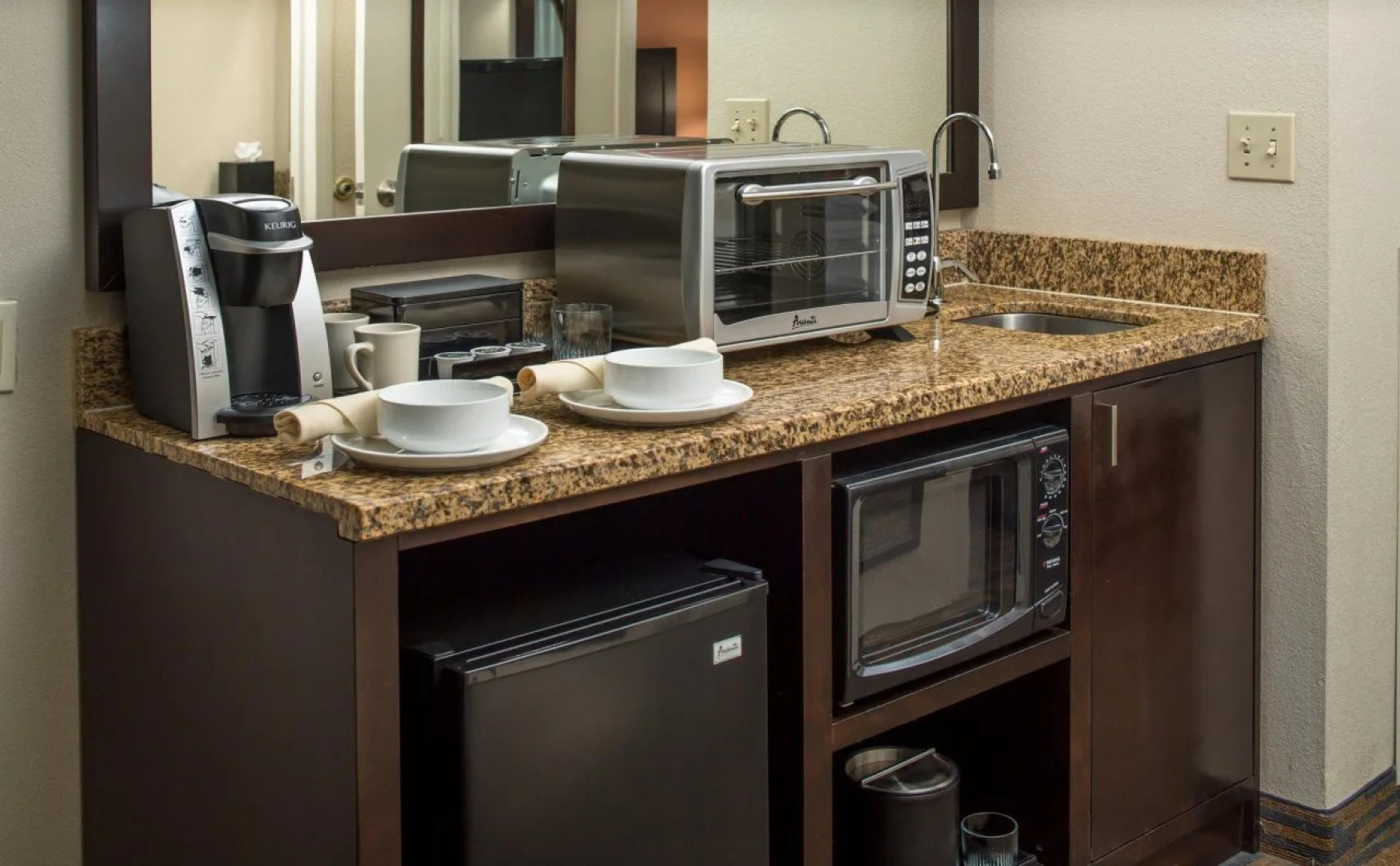 Embassy Suites by Hilton Seattle Tacoma International Airport