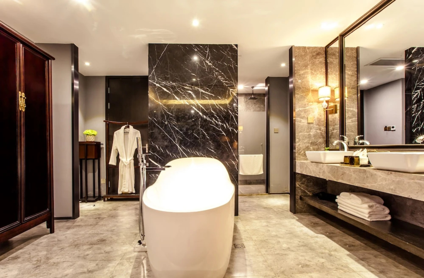 Courtyard Hotel - Yulong River Branch