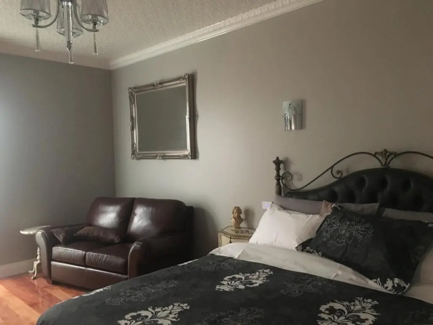 Noah's Stanley Luxury Bed and Breakfast