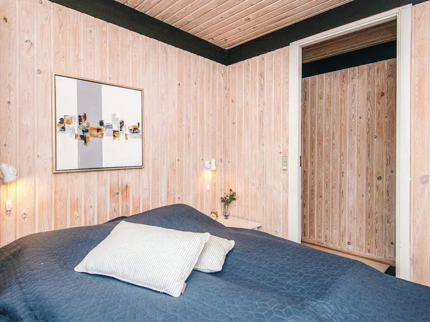 Cozy Cottage by the Sea-by Traum