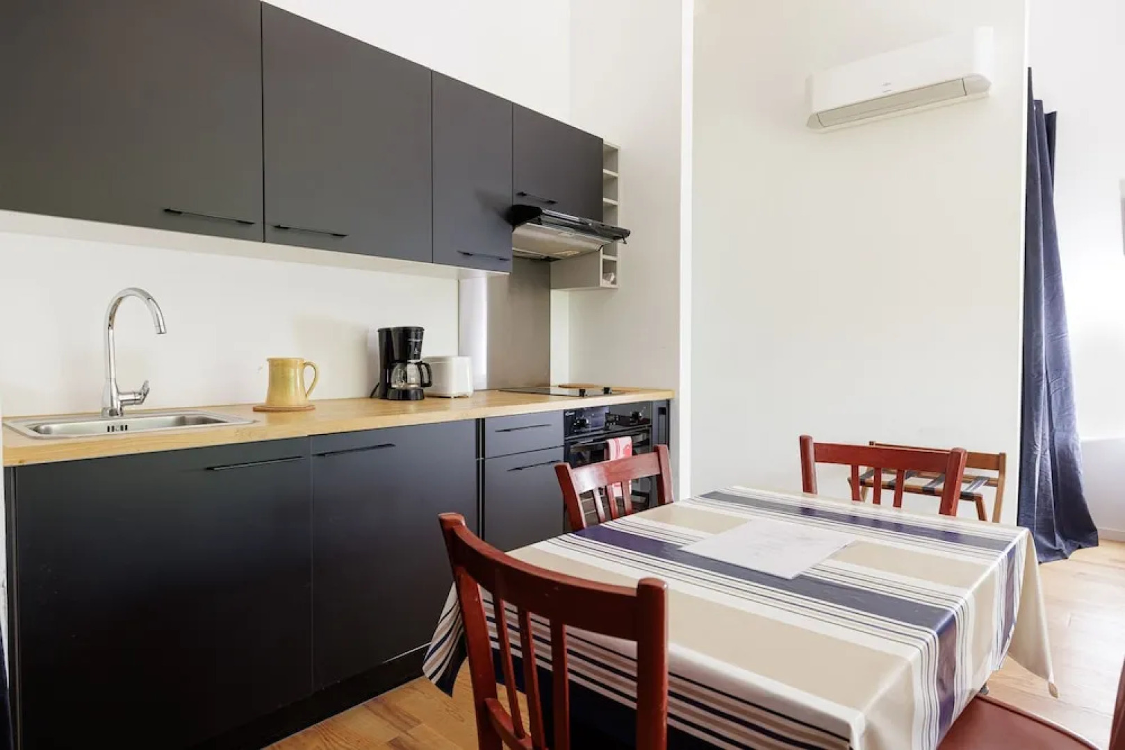 La Glacière - Ostalarià Agricol