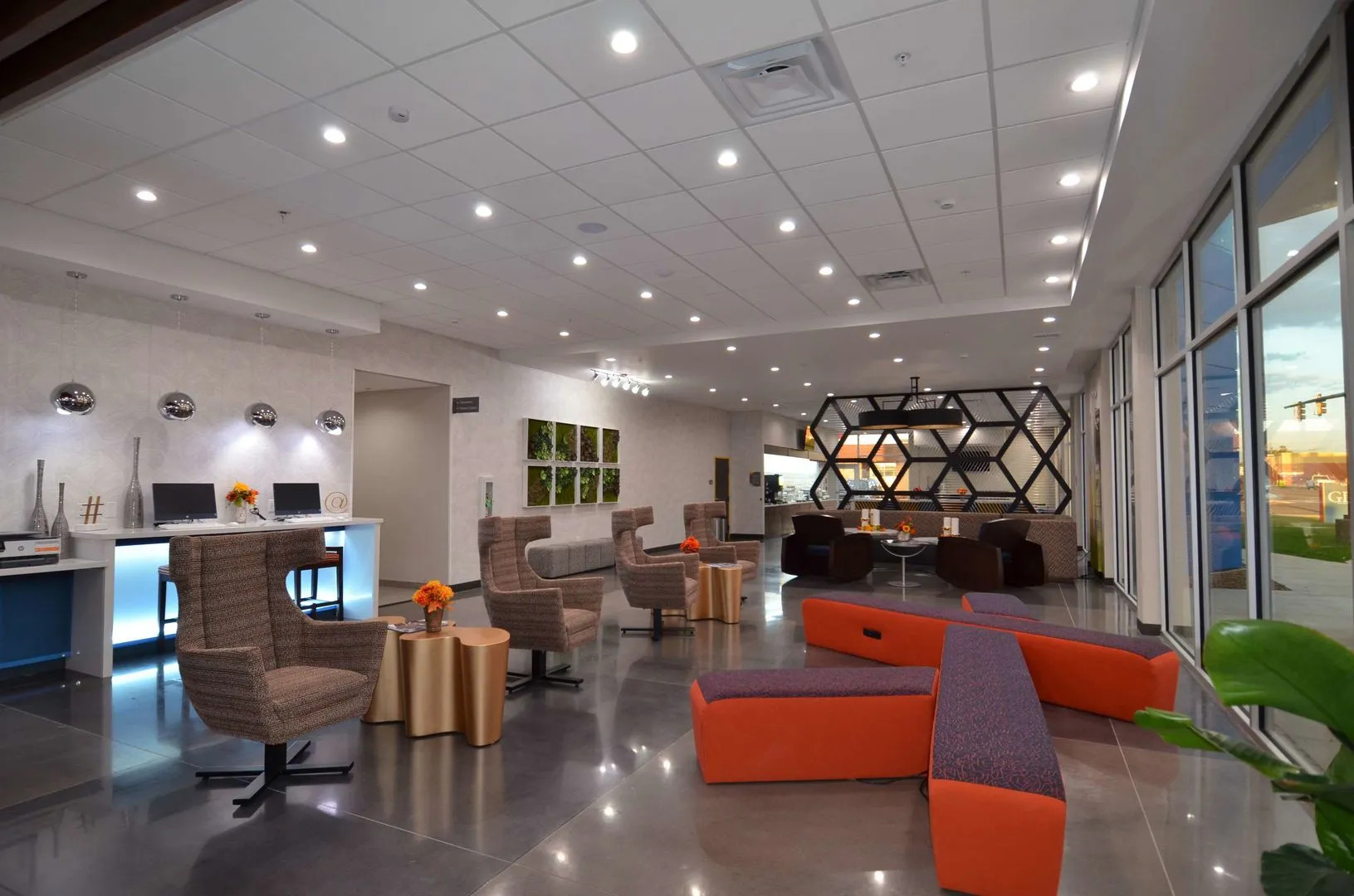 GLō Best Western Enid OK Downtown/Convention Center Hotel