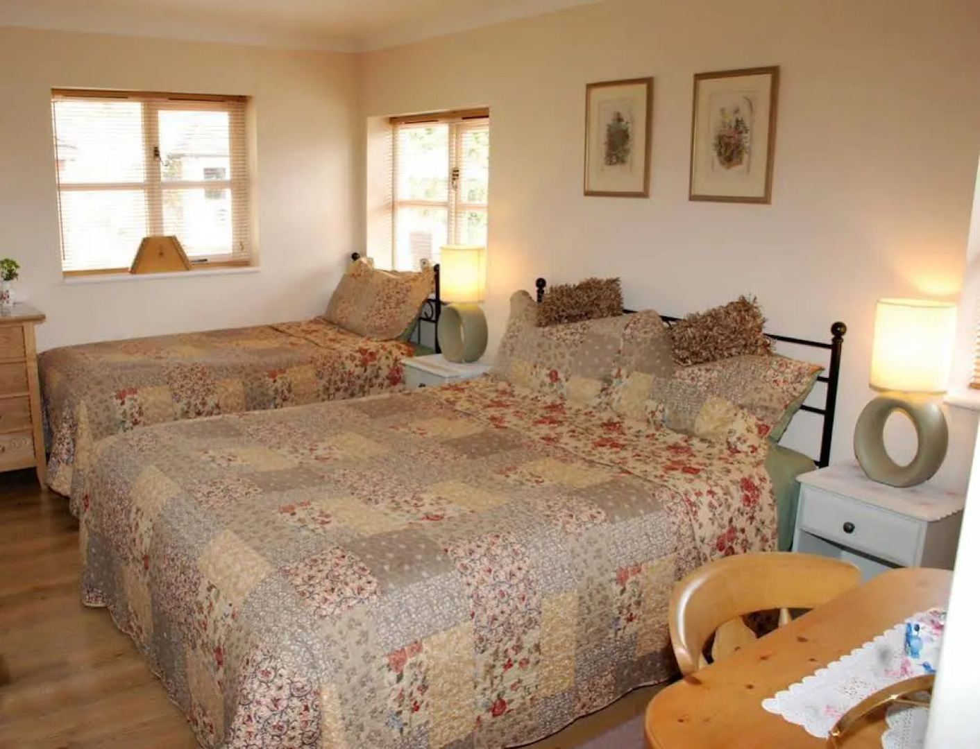 Wood Cottage Bed And Breakfast