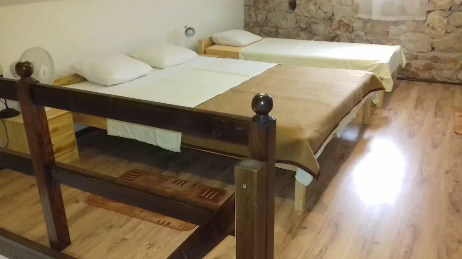 Apartment With one Bedroom in Tribanj, With Enclosed Garden and Wifi -