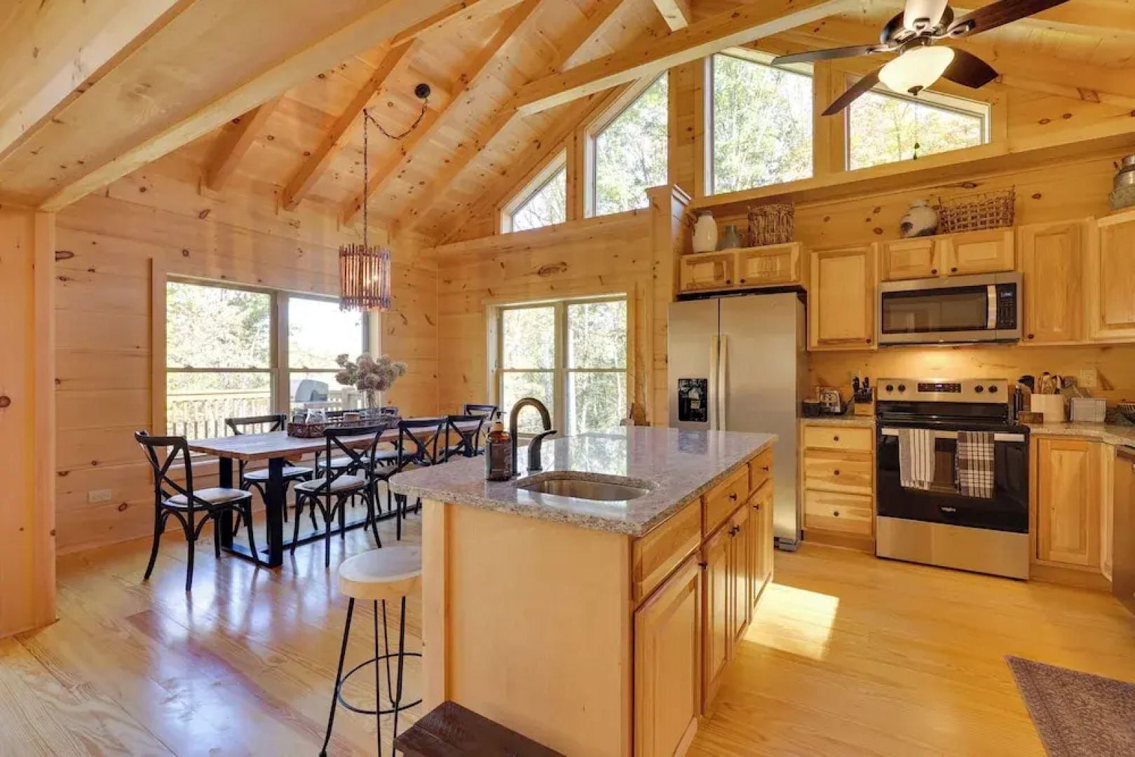 12 Mi to Sugar Mountain: Luxe Banner Elk Escape