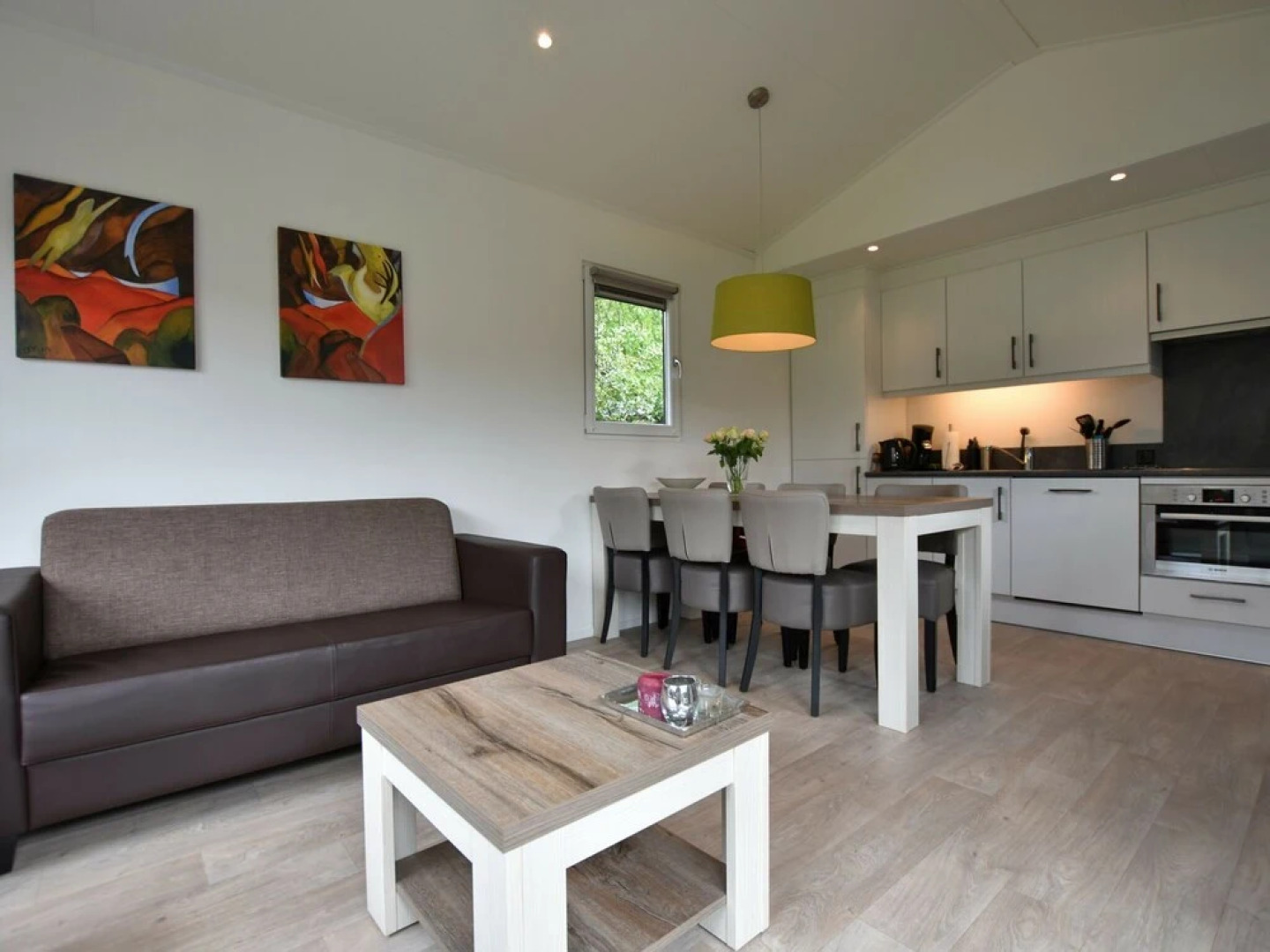 Spacious Chalet in Wolfheze with Garden