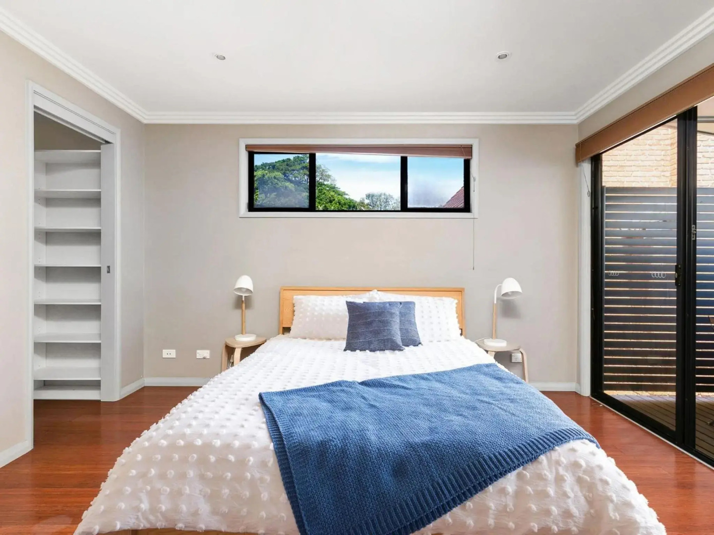 HALCYON Gerroa 4pm Check Out Sundays except Peak season