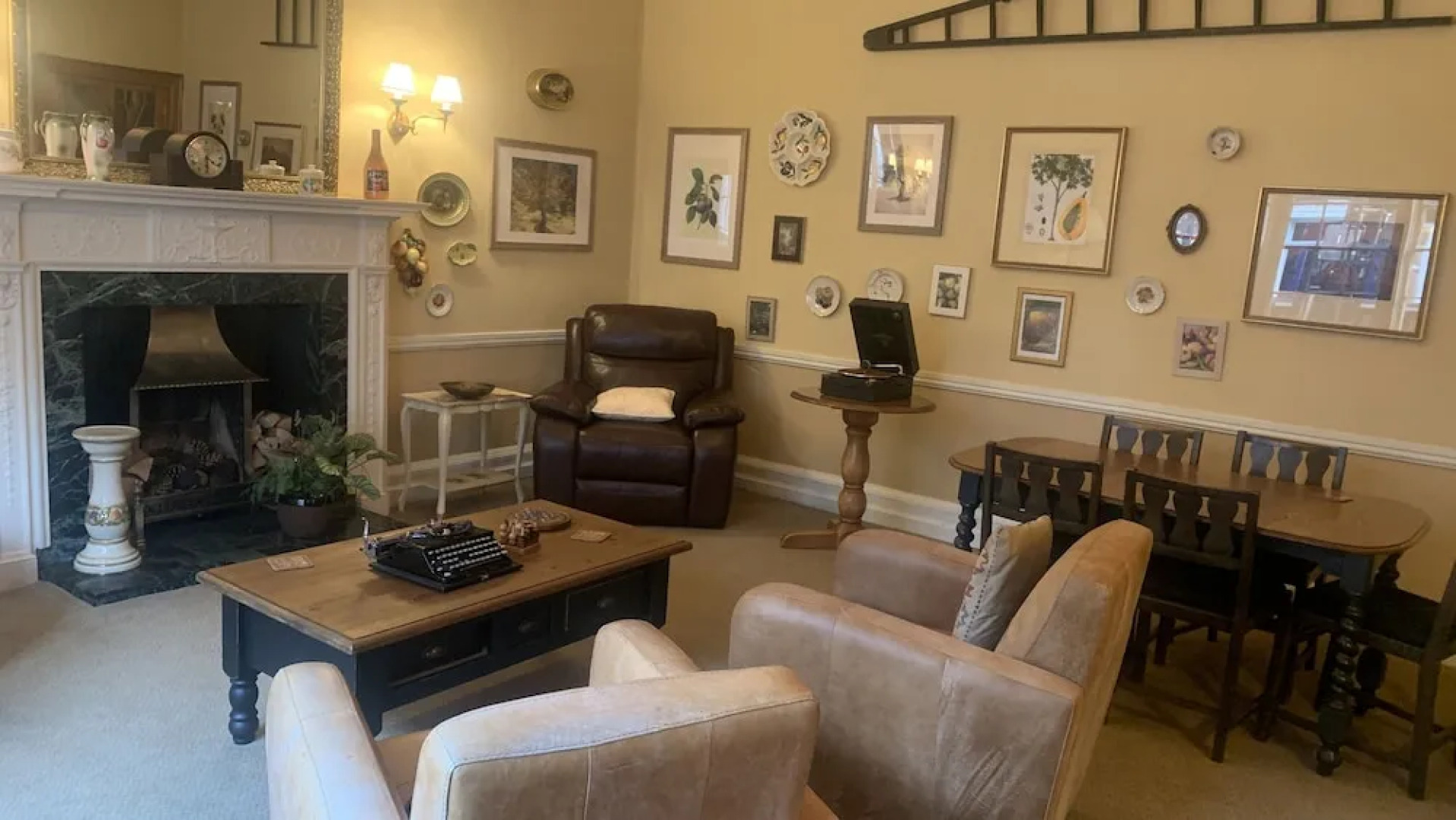 Orchard Club - Newton House