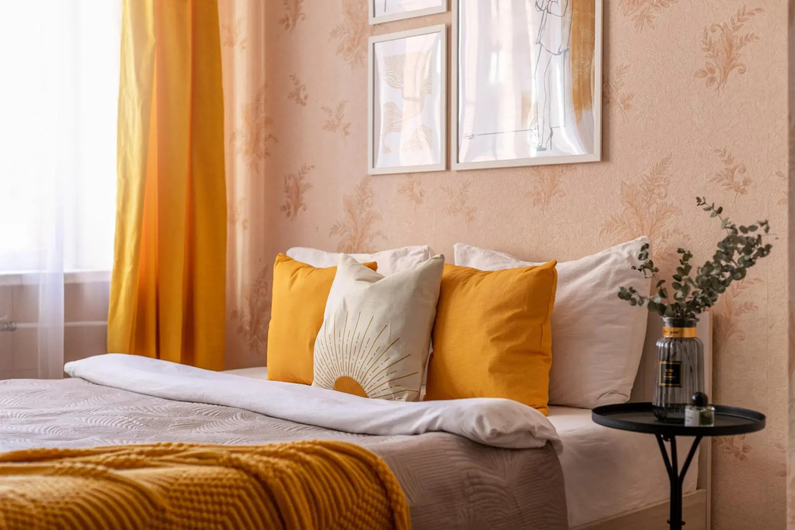 Апартаменты на переулке Манежный 2