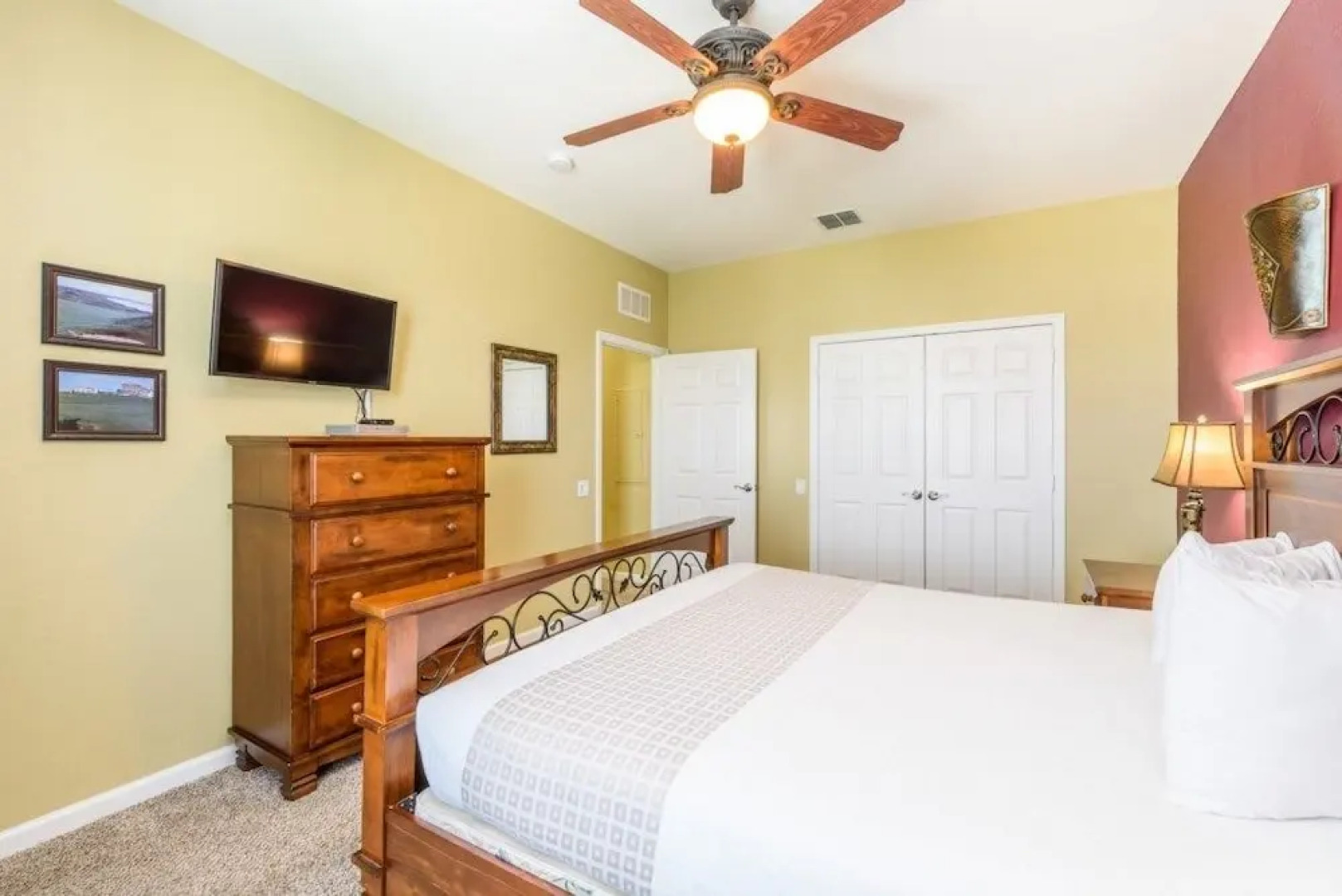 4862 Cayview Ave #410 - 3 Br condo by RedAwning